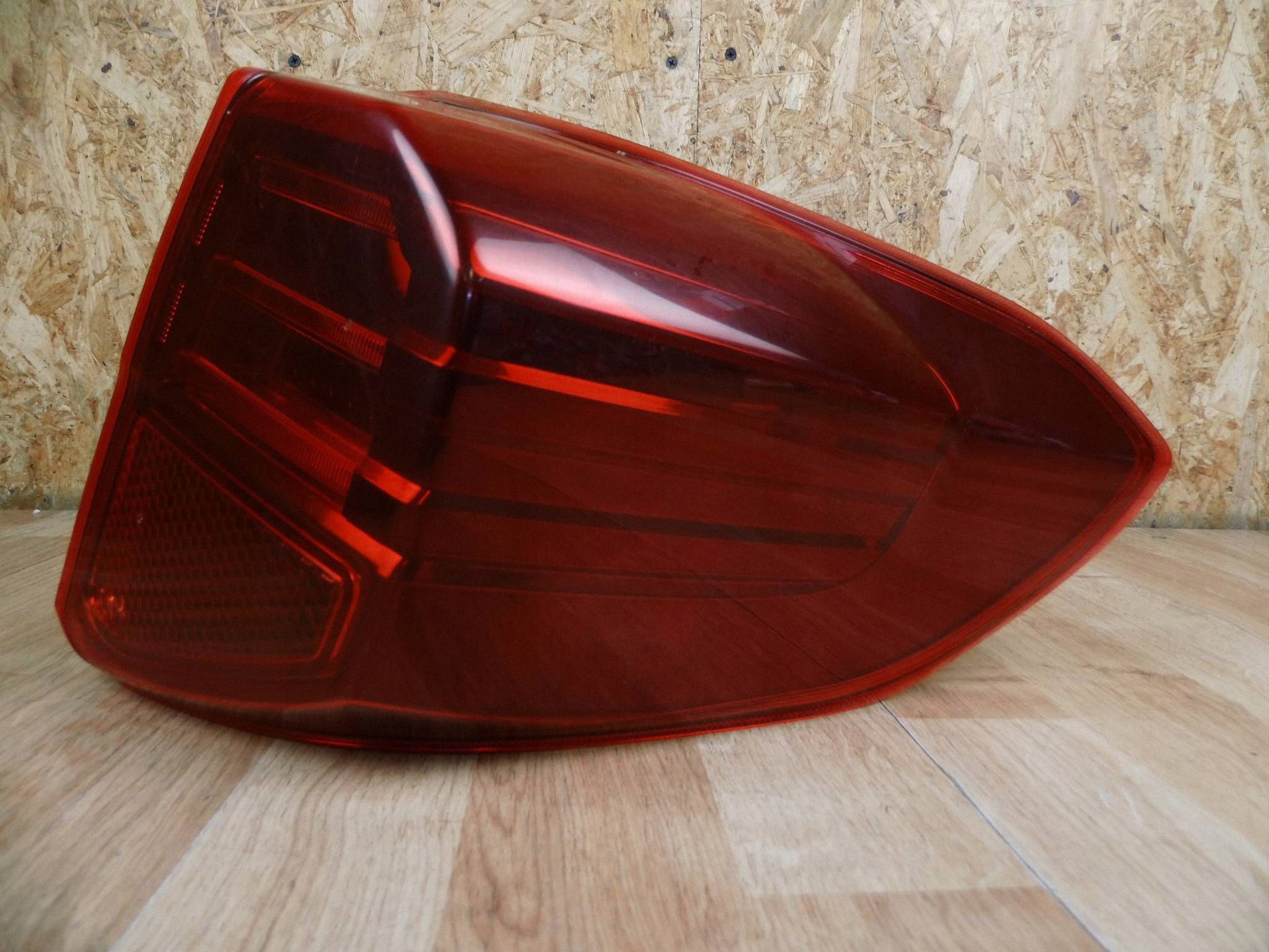 Suzuki Vitara II LY 2018-2025 light right rear part rear right