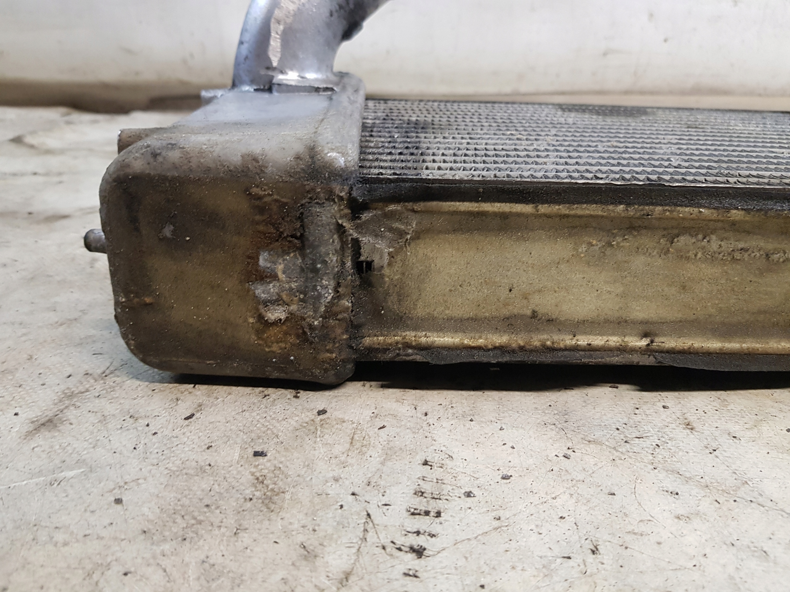 LAND ROVER DISCOVERY e 89-98 2.5D radiatore intercooler