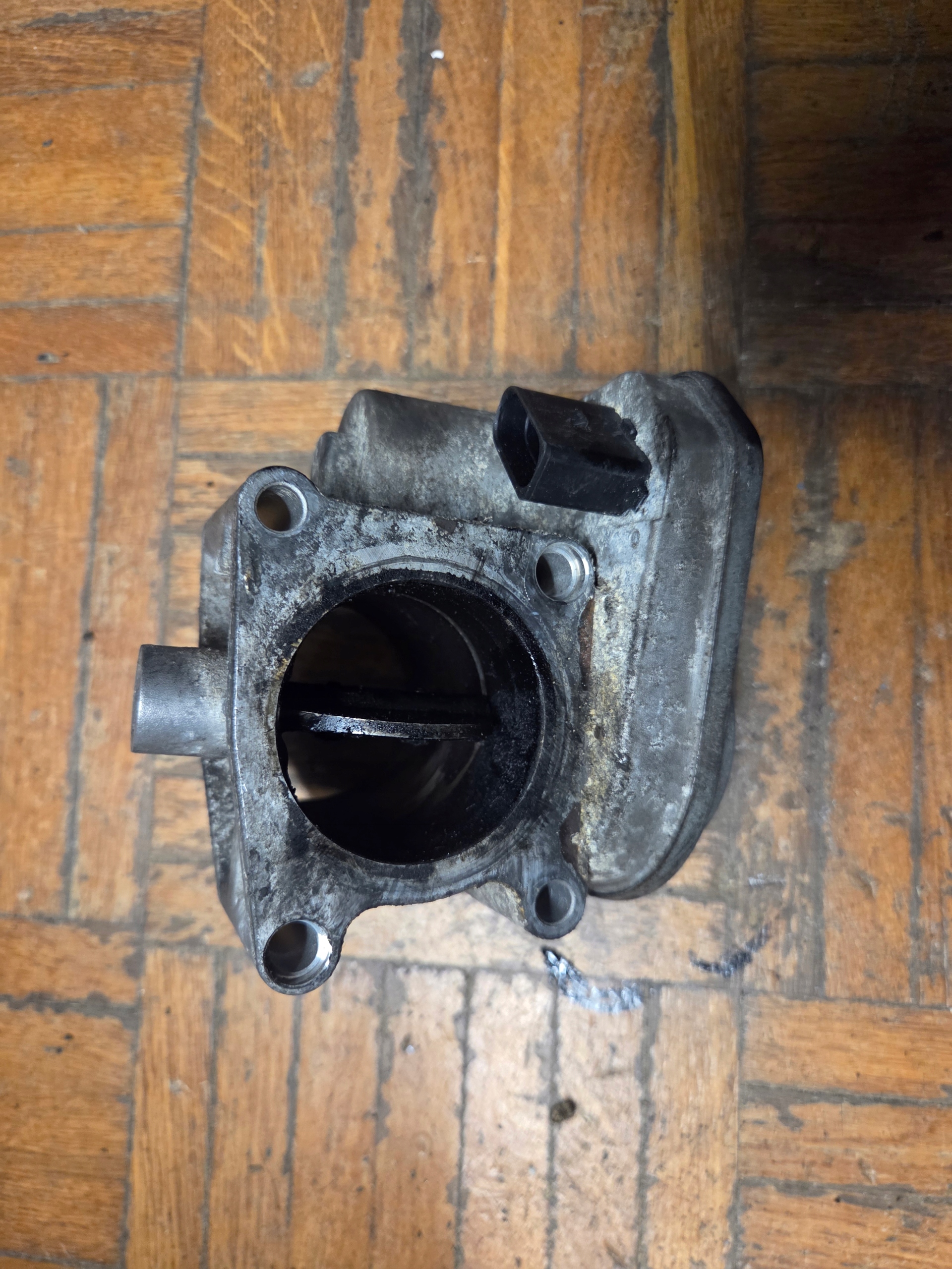 Valvola a farfalla OPEL ASTRA ZAFIRA 1.7 CDTI 8973002311