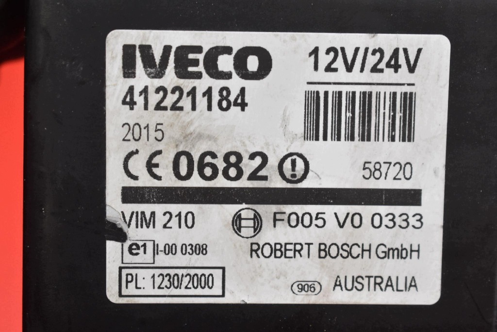 unité de commande électronique uce module IMMO 41221184 IVECO DAILY 3 III 3.0 HPI 150 KM 00-06