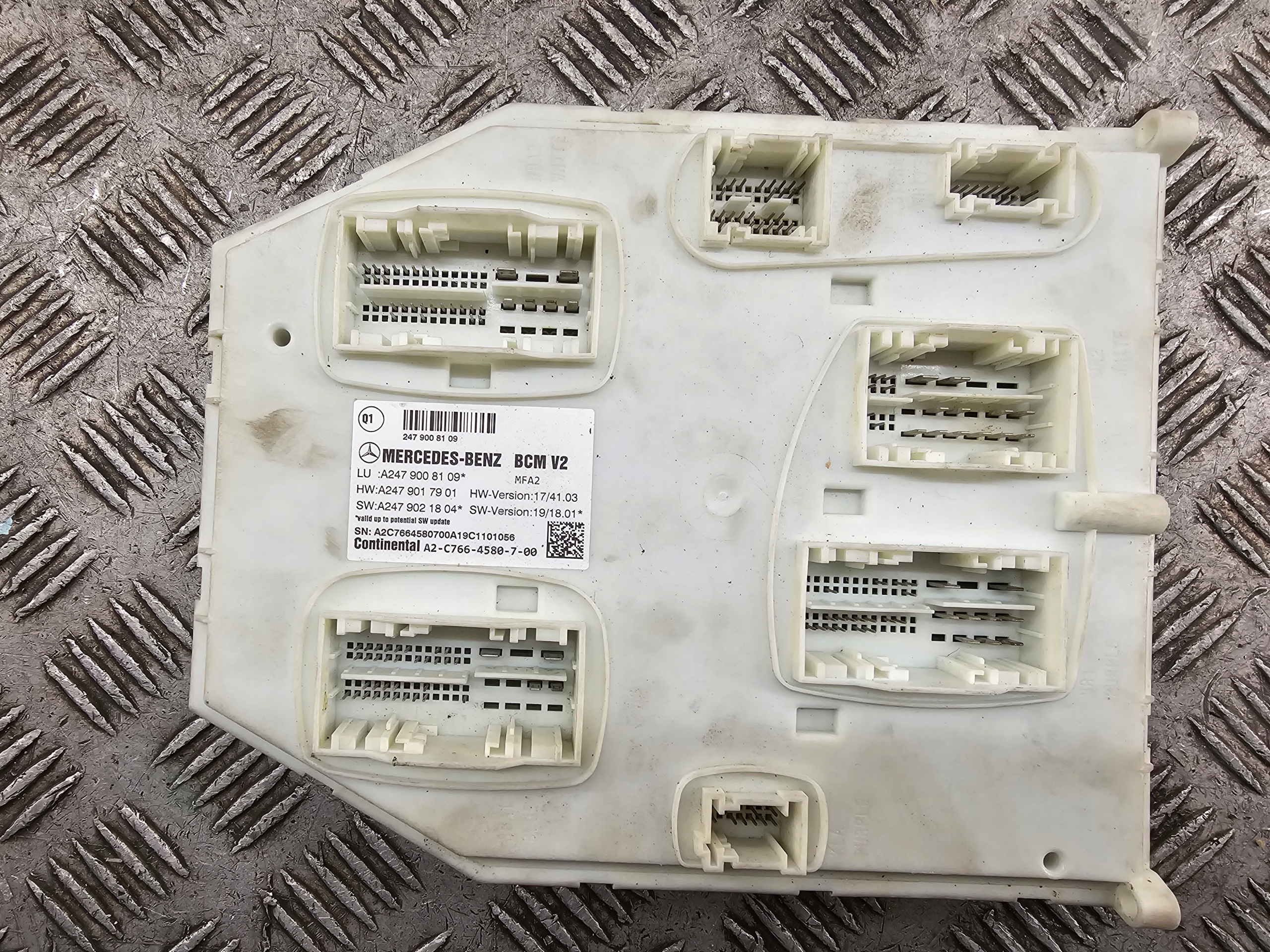 MERCEDES W177 AMG module control unit SAM A2479008109