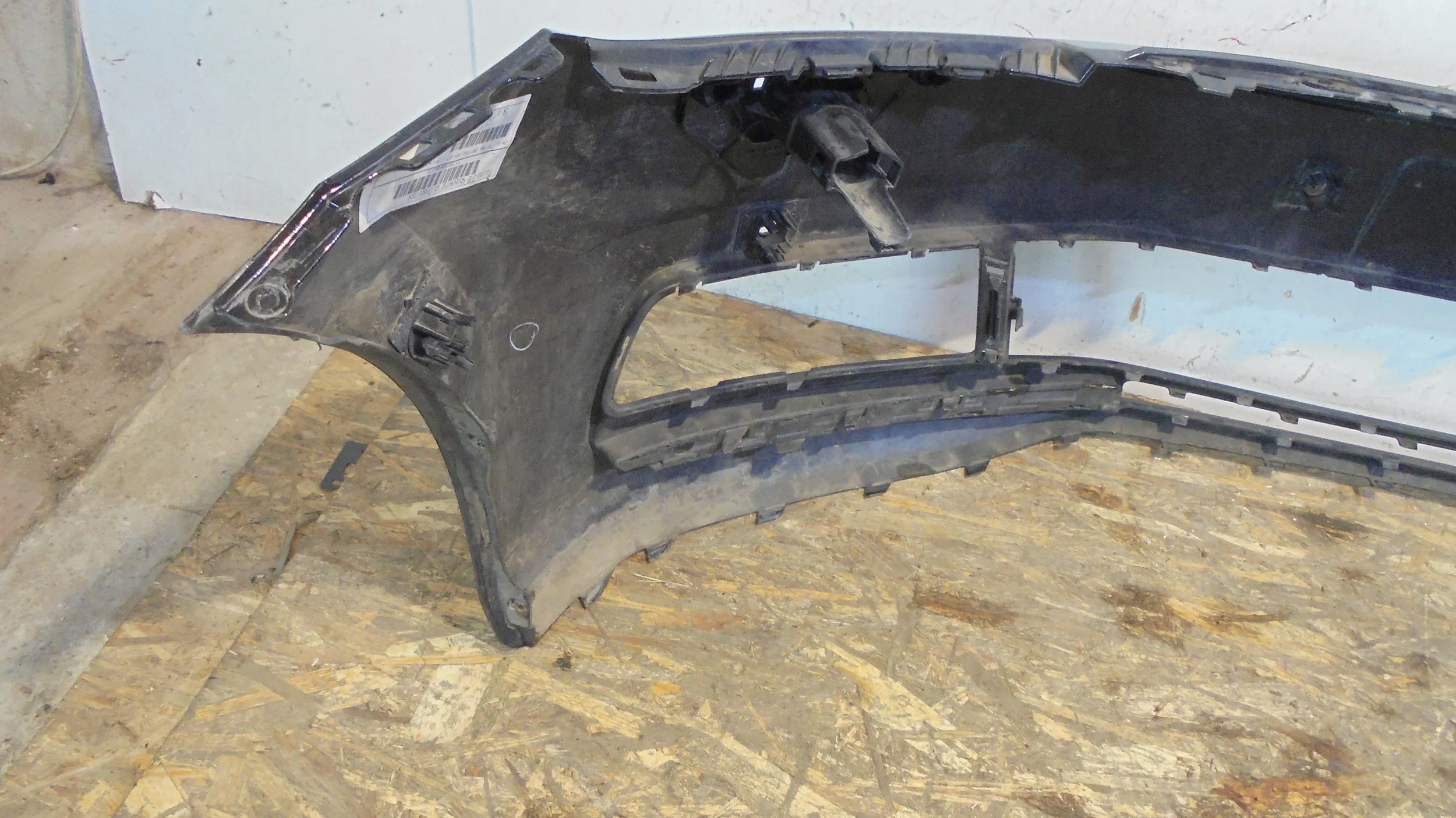 bumper front 5TA807221A Vw Touran II