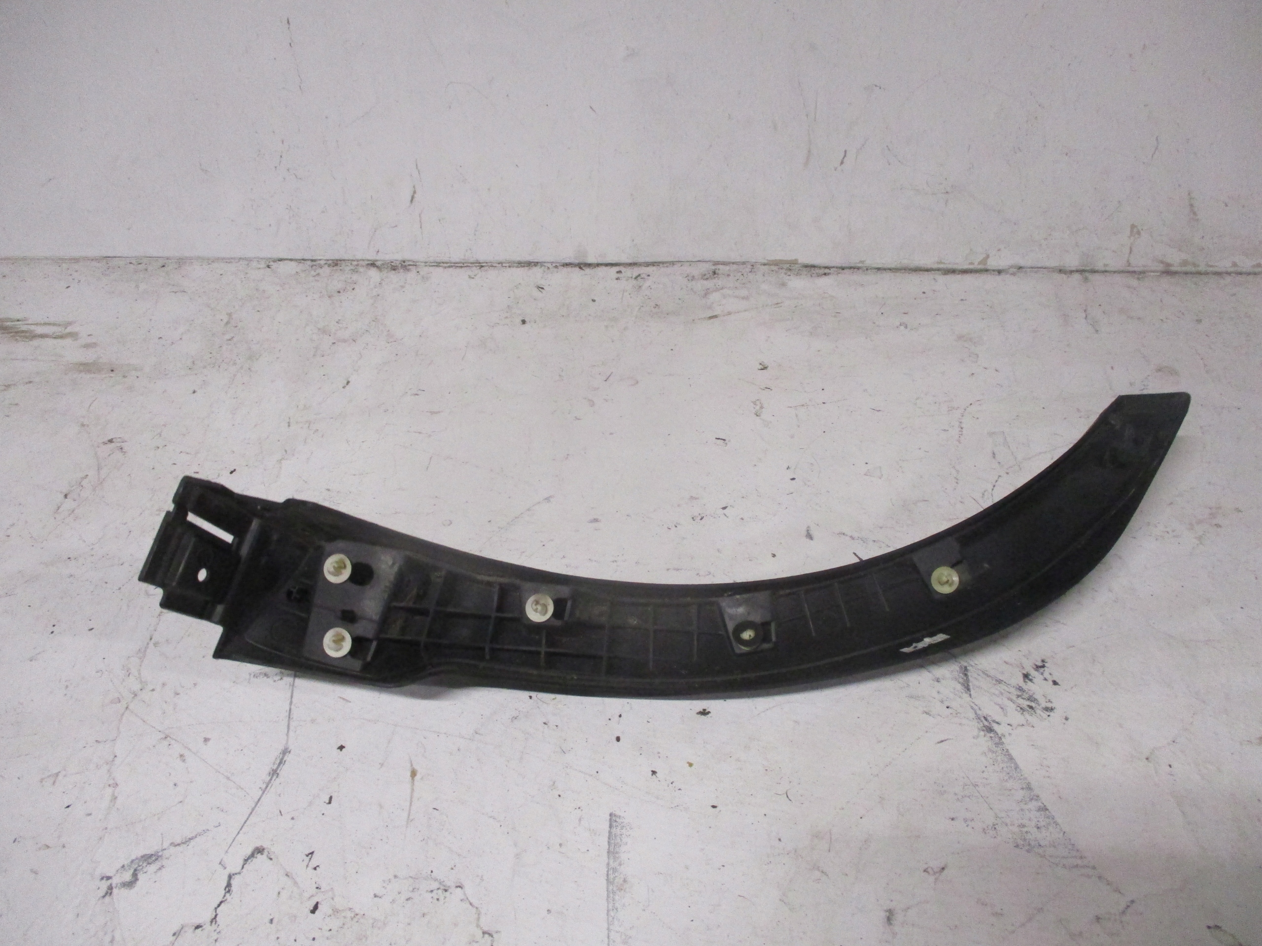 cap moulding for fender RANGE ROVER EVOQUE left rear K8D2-28371-AD