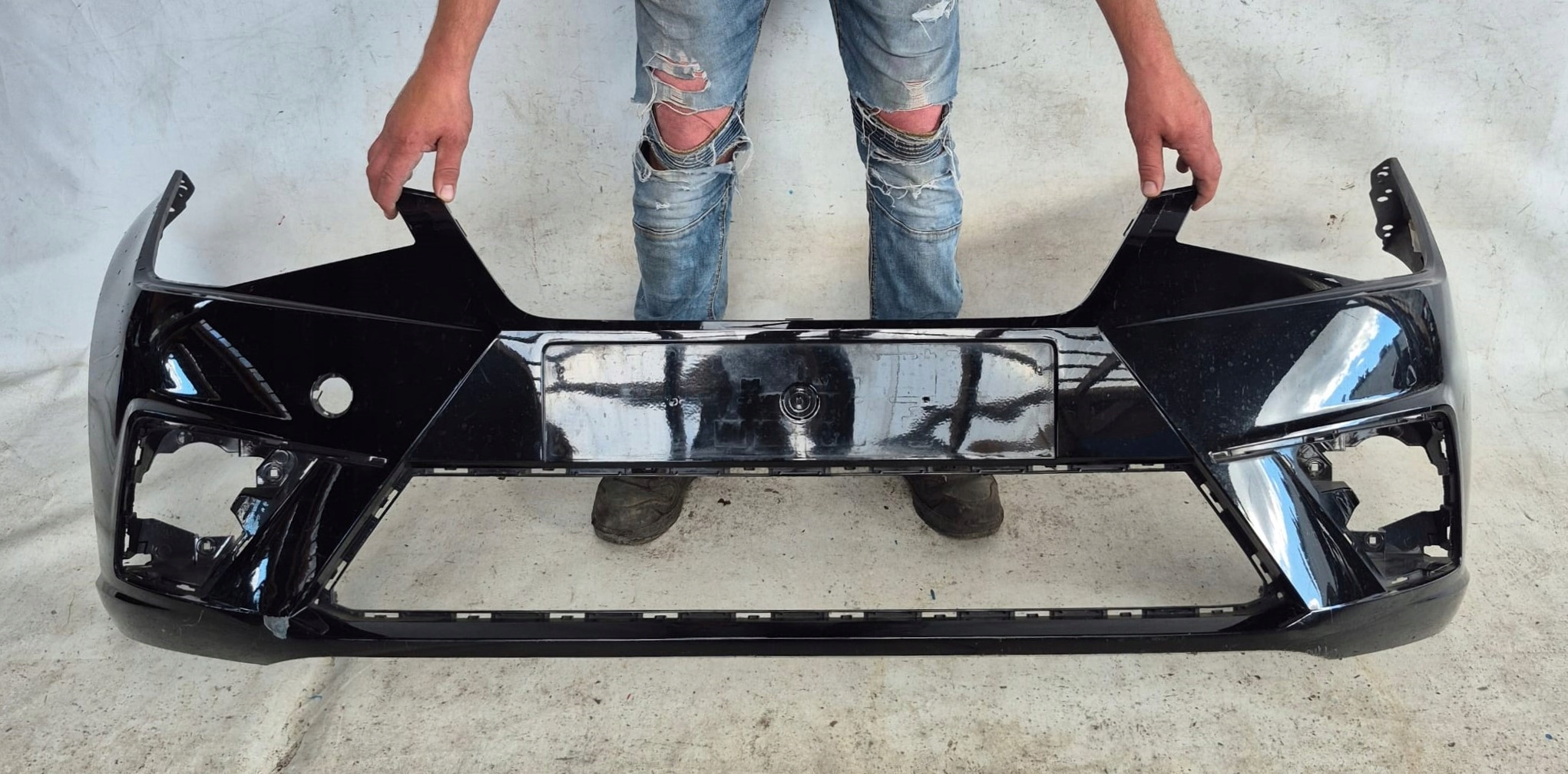 SEAT IBIZA V 6F 6F0 17- bumper front front without DZIUR 6F0807221D
