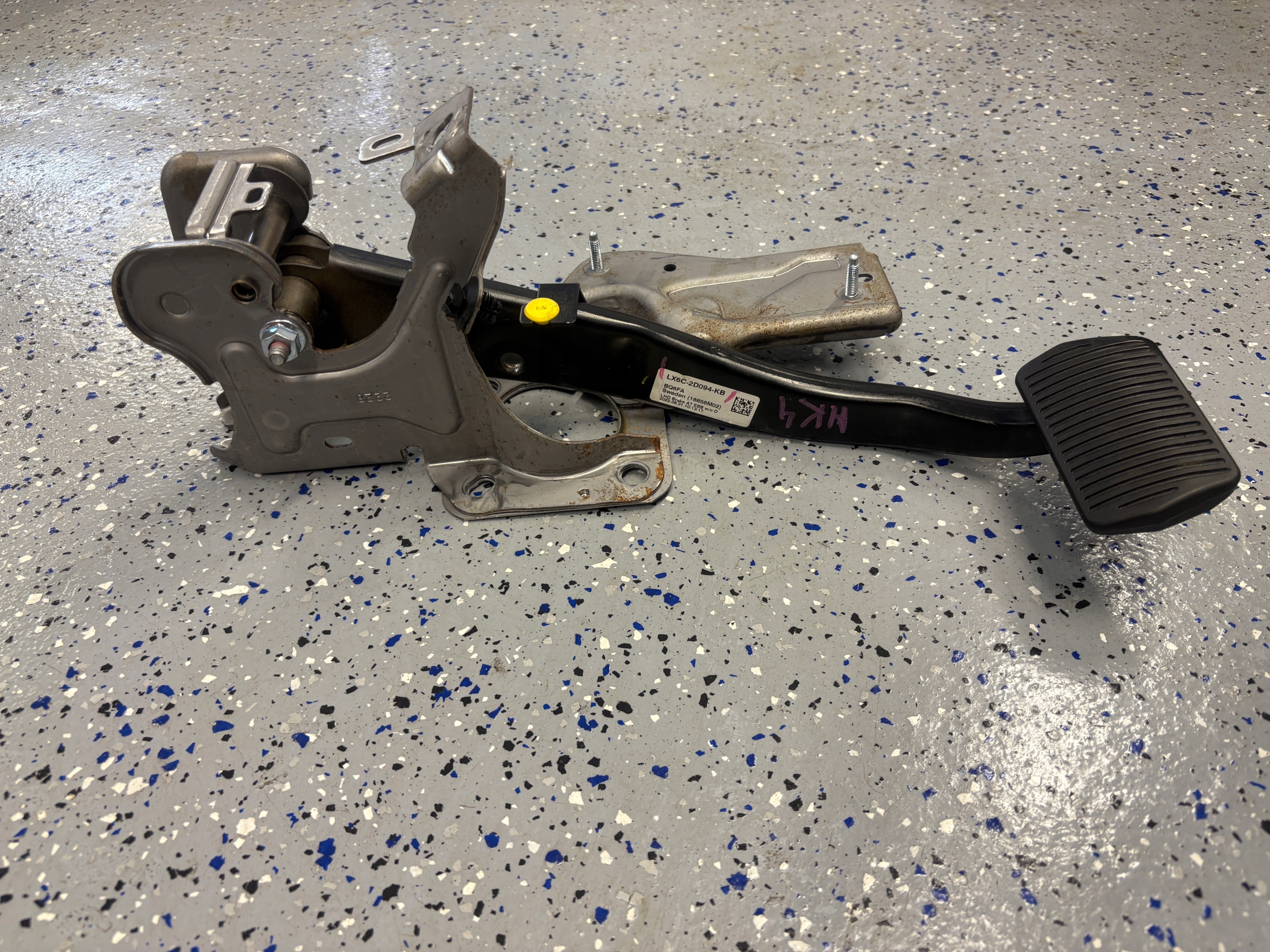 FORD FOCUS MK4 1,5 PEDAL Bremse LX6C-2D094-KB
