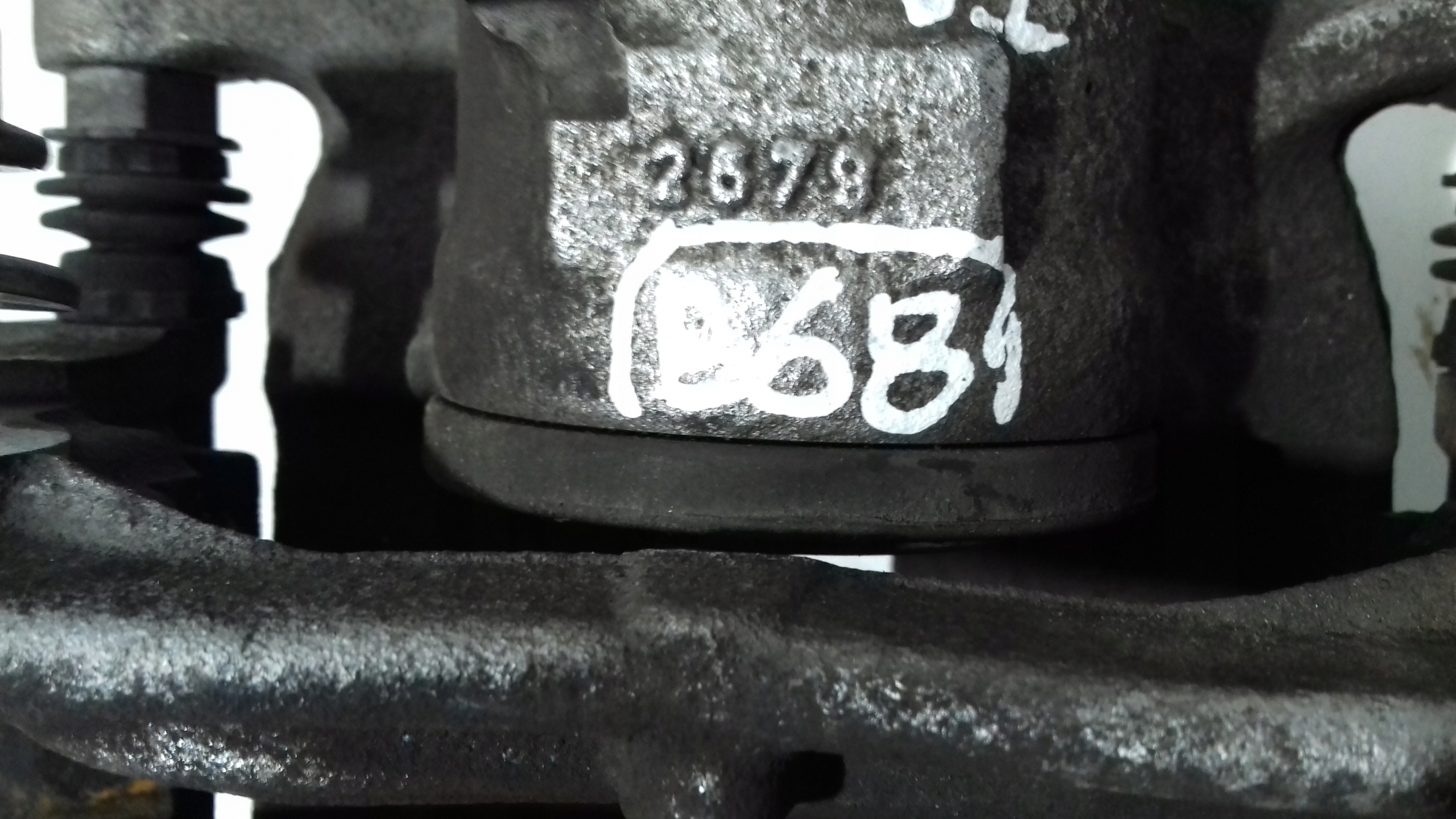 BMW 1 F40 caliper brake left front 57/24/307 TRW