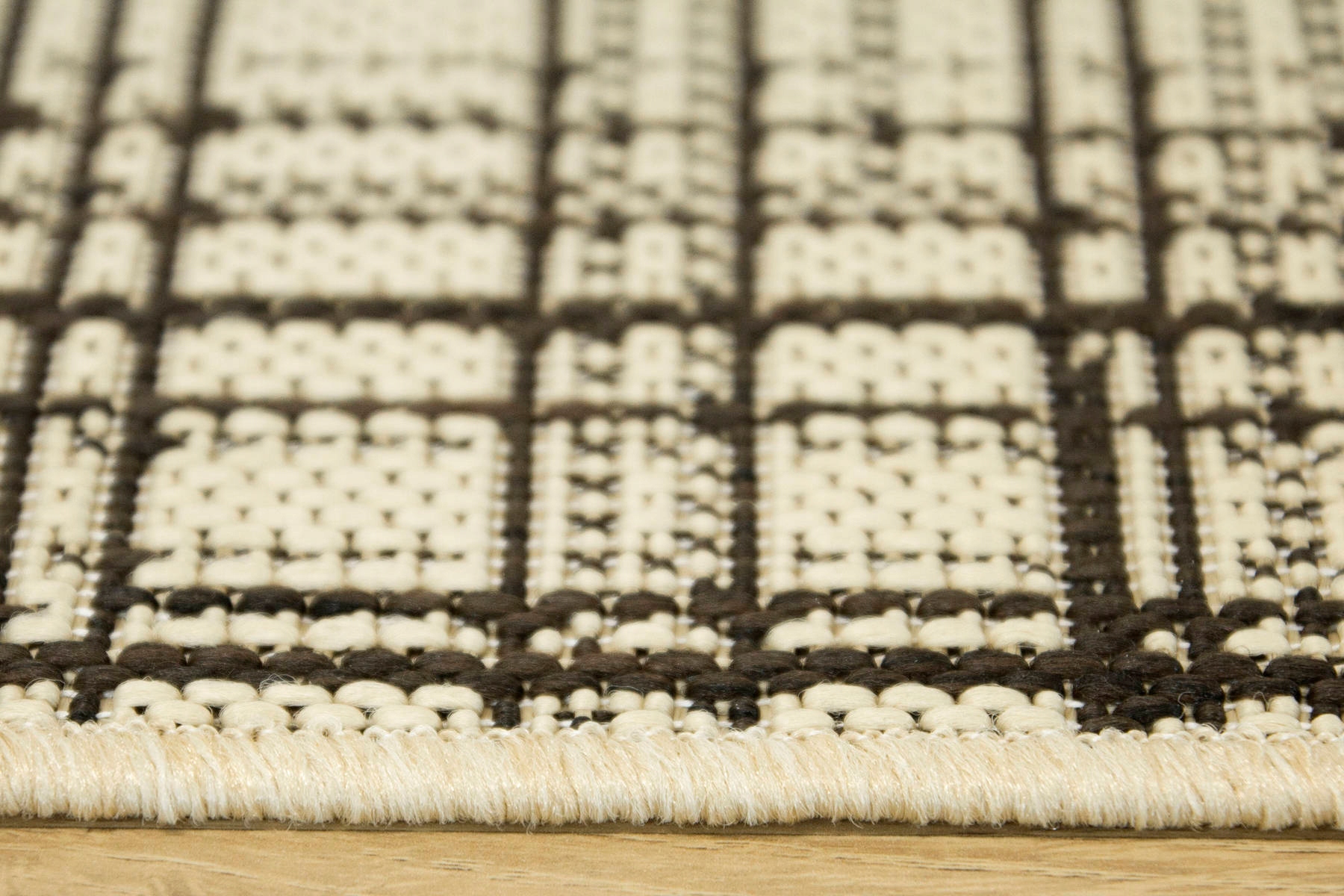 szer. 67 cm ANTYPOŚLIZGOWY CHODNIK SIZAL BEŻ BRĄZ Grubość 5 mm