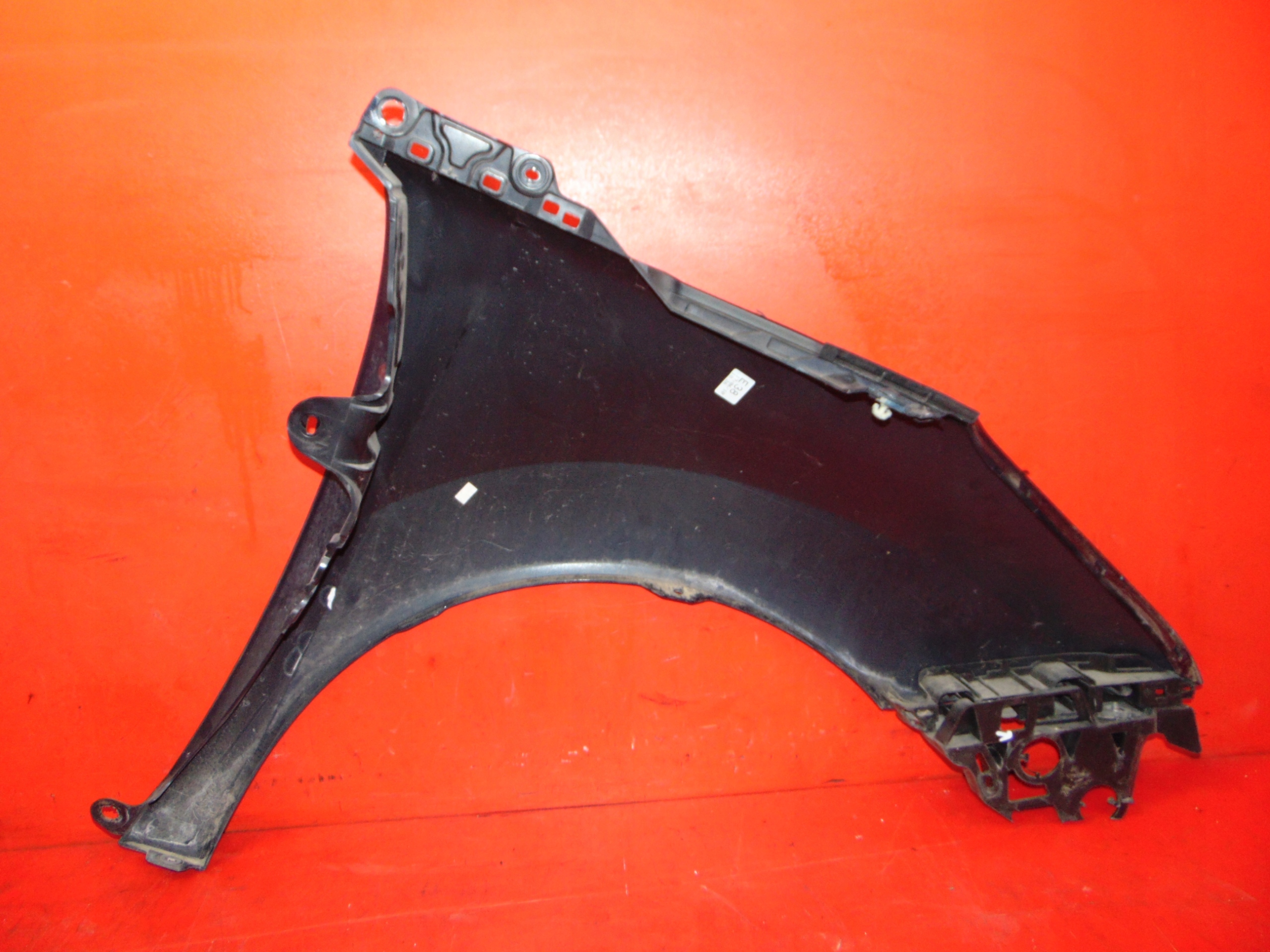 PEUGEOT 3008 and T84 fender left front front KPSC