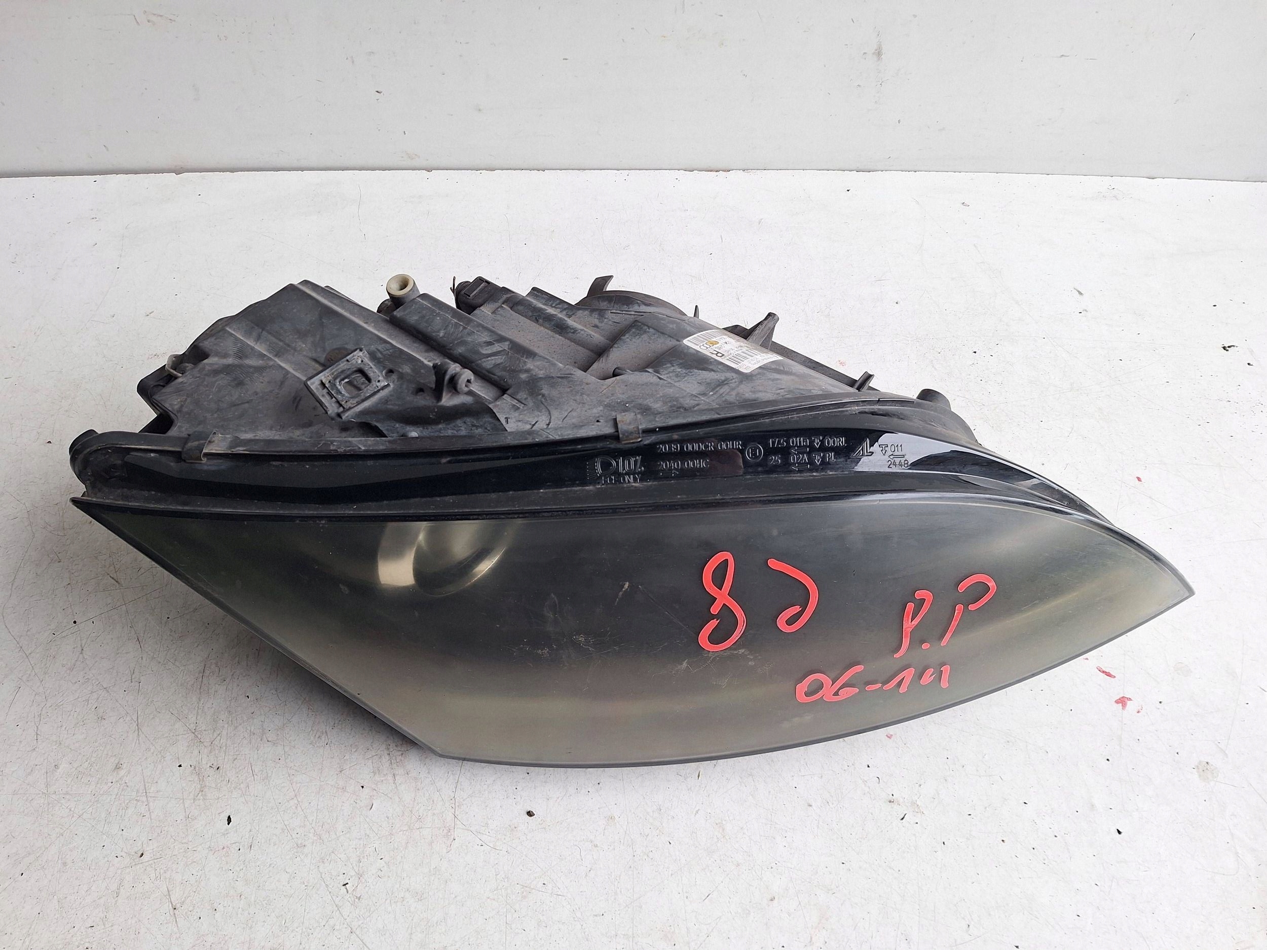 AUDI TT 8J 06-14 light right lens UK-ANGLIK 8J0941004N