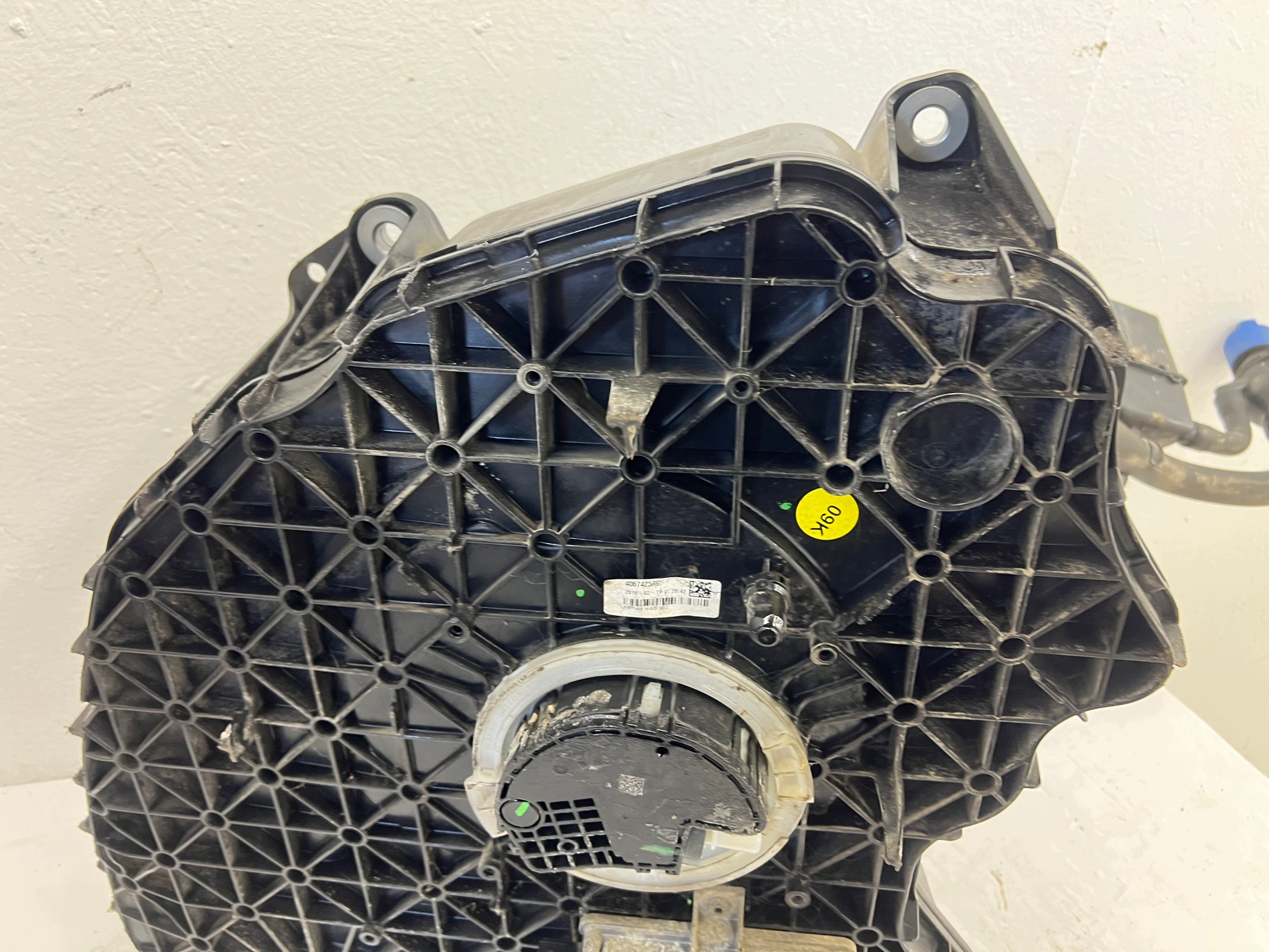 Behälter ADBLUE AUDI A4 B9 A5 8W 8W0 8W0131878AC 4M0907355