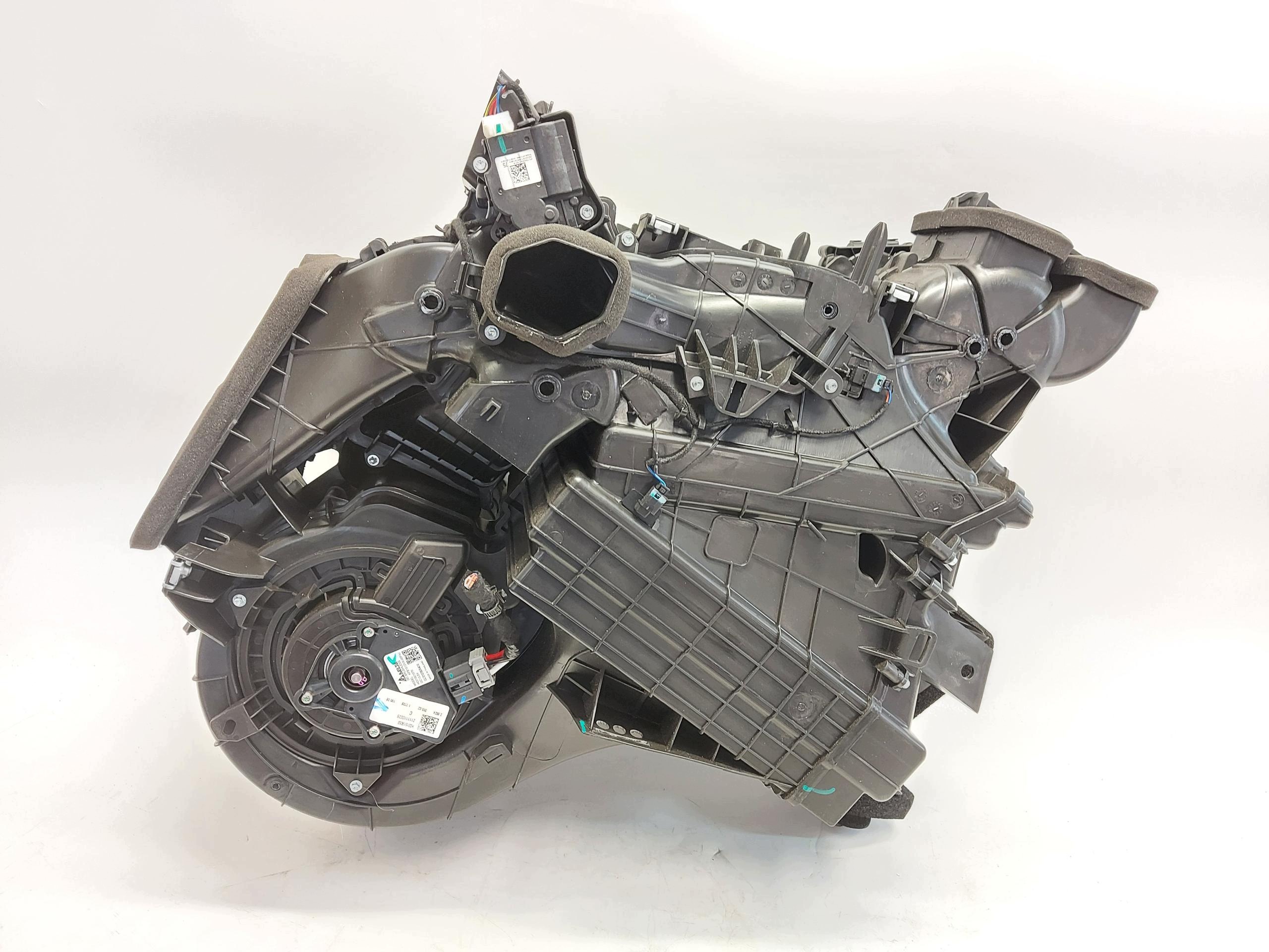 TESLA MODEL 3 2022r heater 1494714-98-G