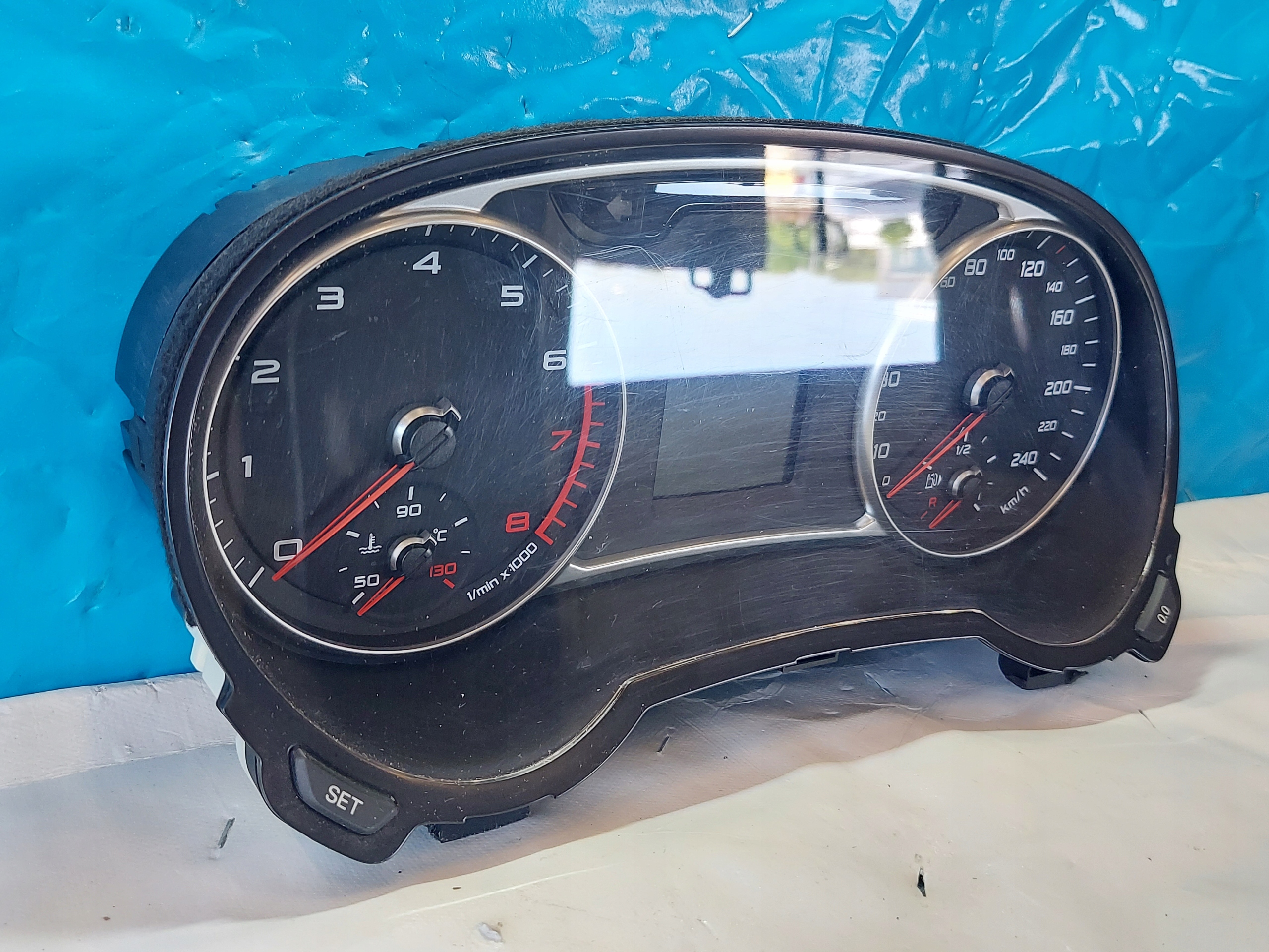 dials clock AUDI A1 8X 2011R 1.2 TSI 8X0920930C