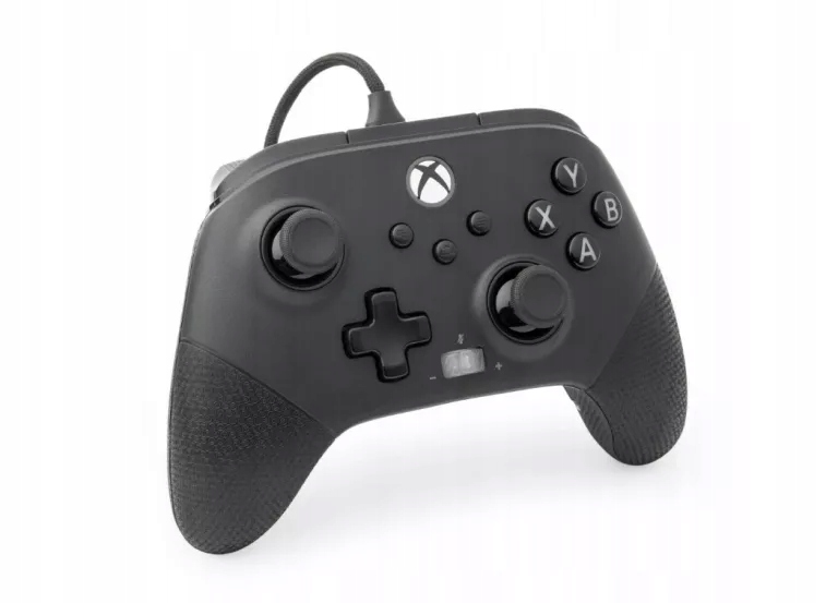 Powera Fusion Pro 4, Xbox Series, Pc, Led, Czarny, Pad Przewodowy