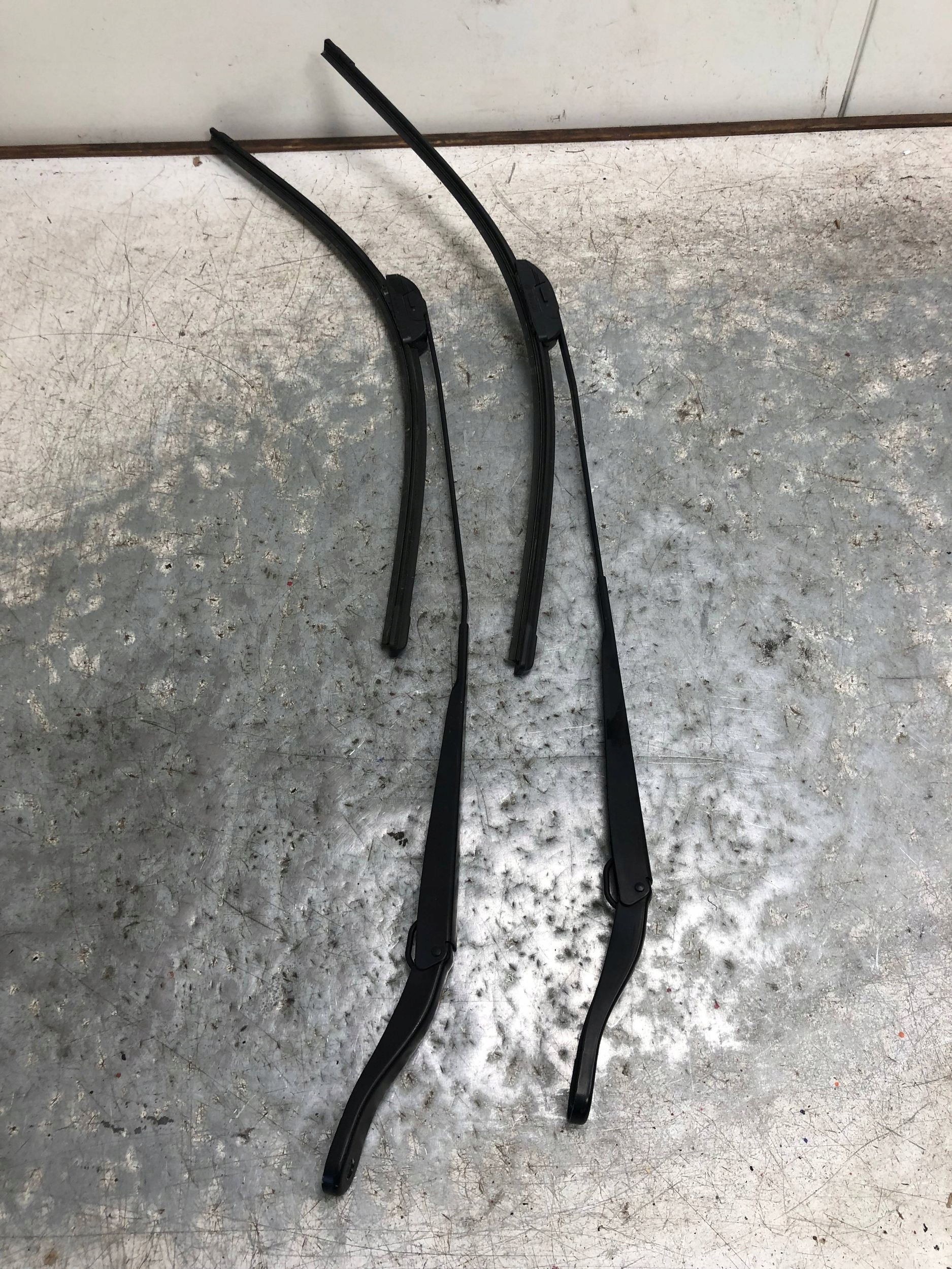 Bracci tergicristallo RENAULT MASTER III 8200734776 8200734777