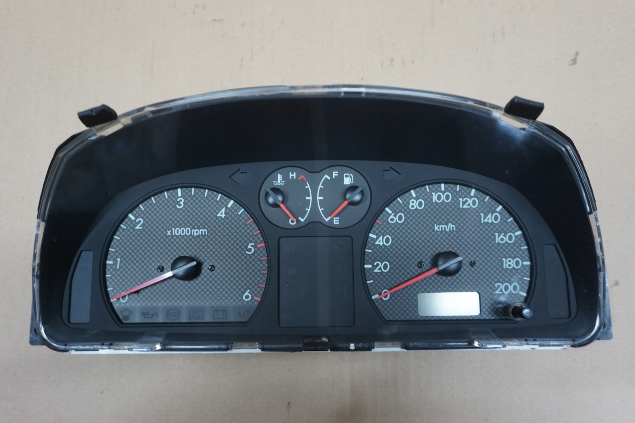 Hyundai TERRACAN спидометр часы механика 2,9 европа