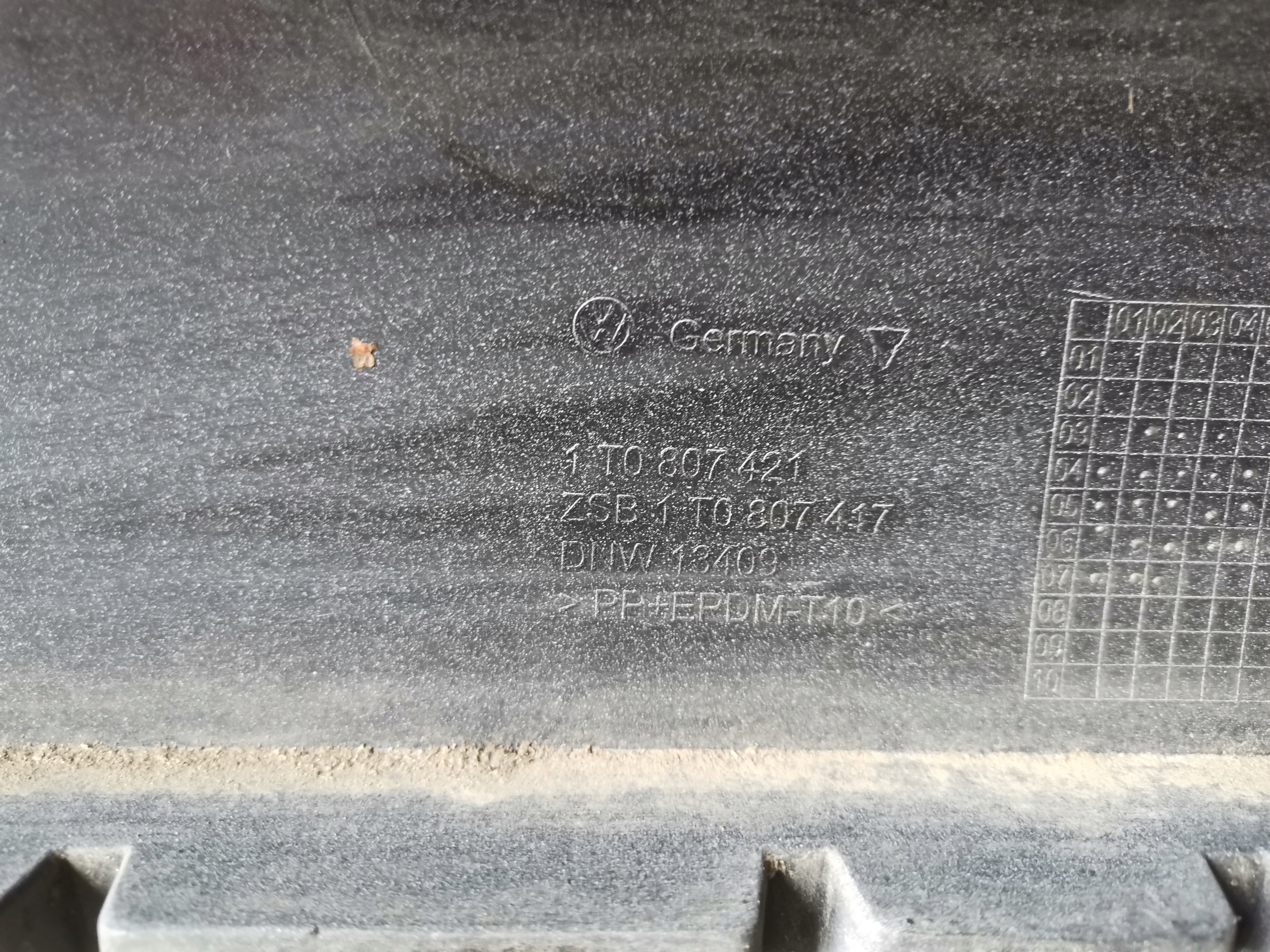 Paraurti posteriore posteriore VW TOURAN e 1T0807421