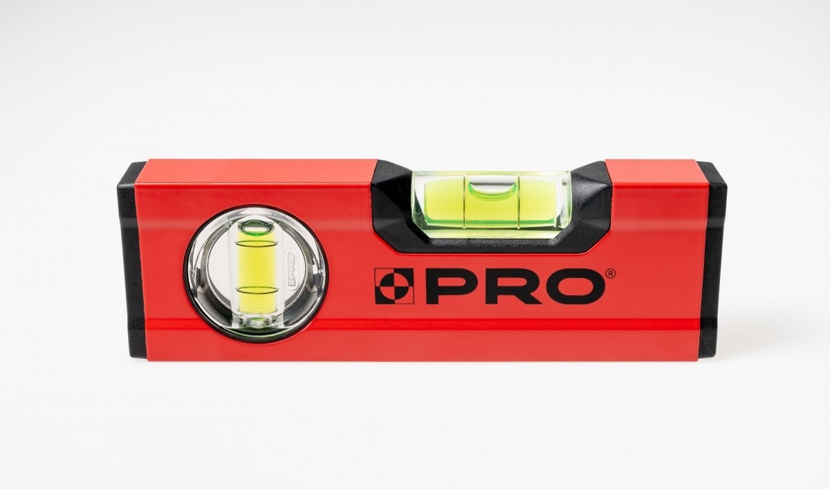 

Poziomica Pro PRO600 kieszonkowa 17cm waga