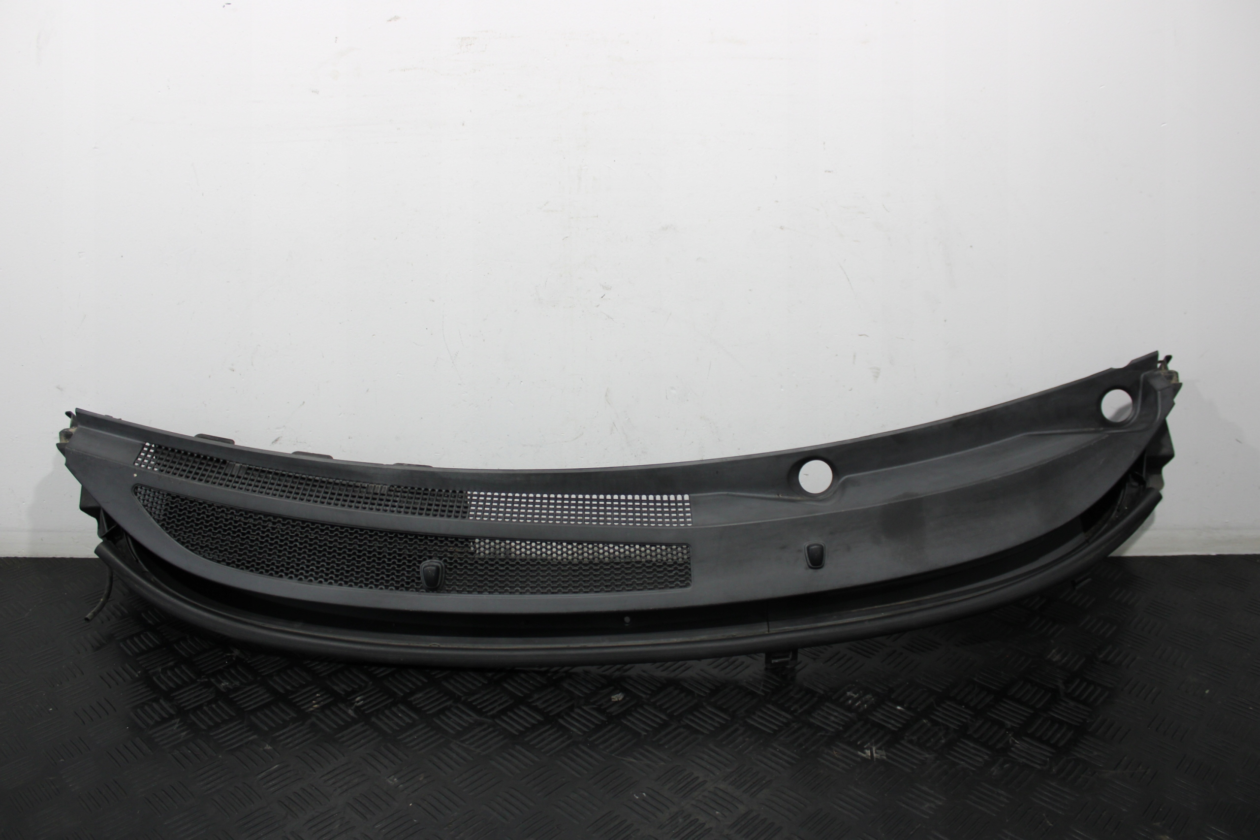 PODSZYBIE KIA VENGA 86151-1P000