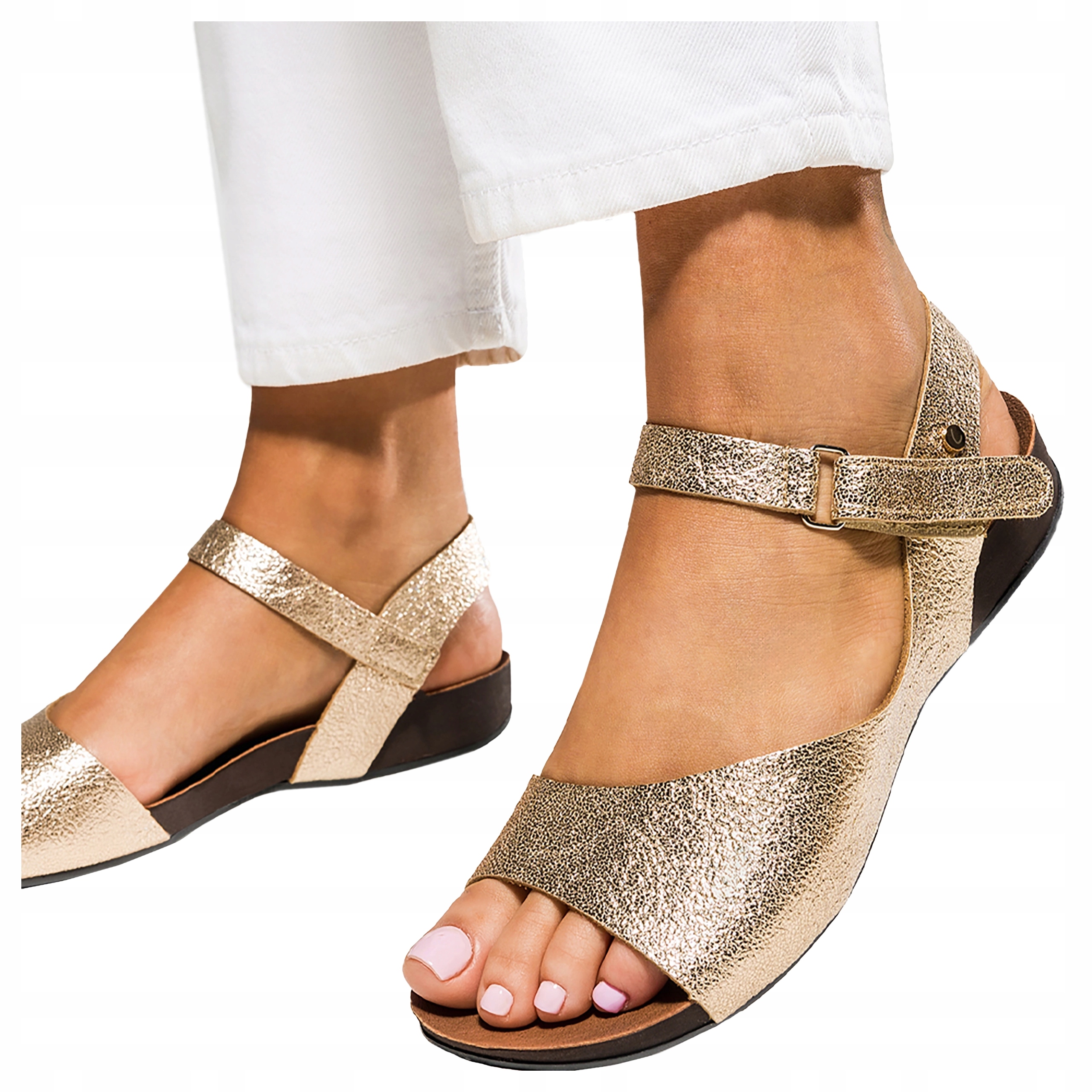 Kožené Dámské sandály Zlaté Lesklé Ploché Řepy Produkt Polský vel. 36