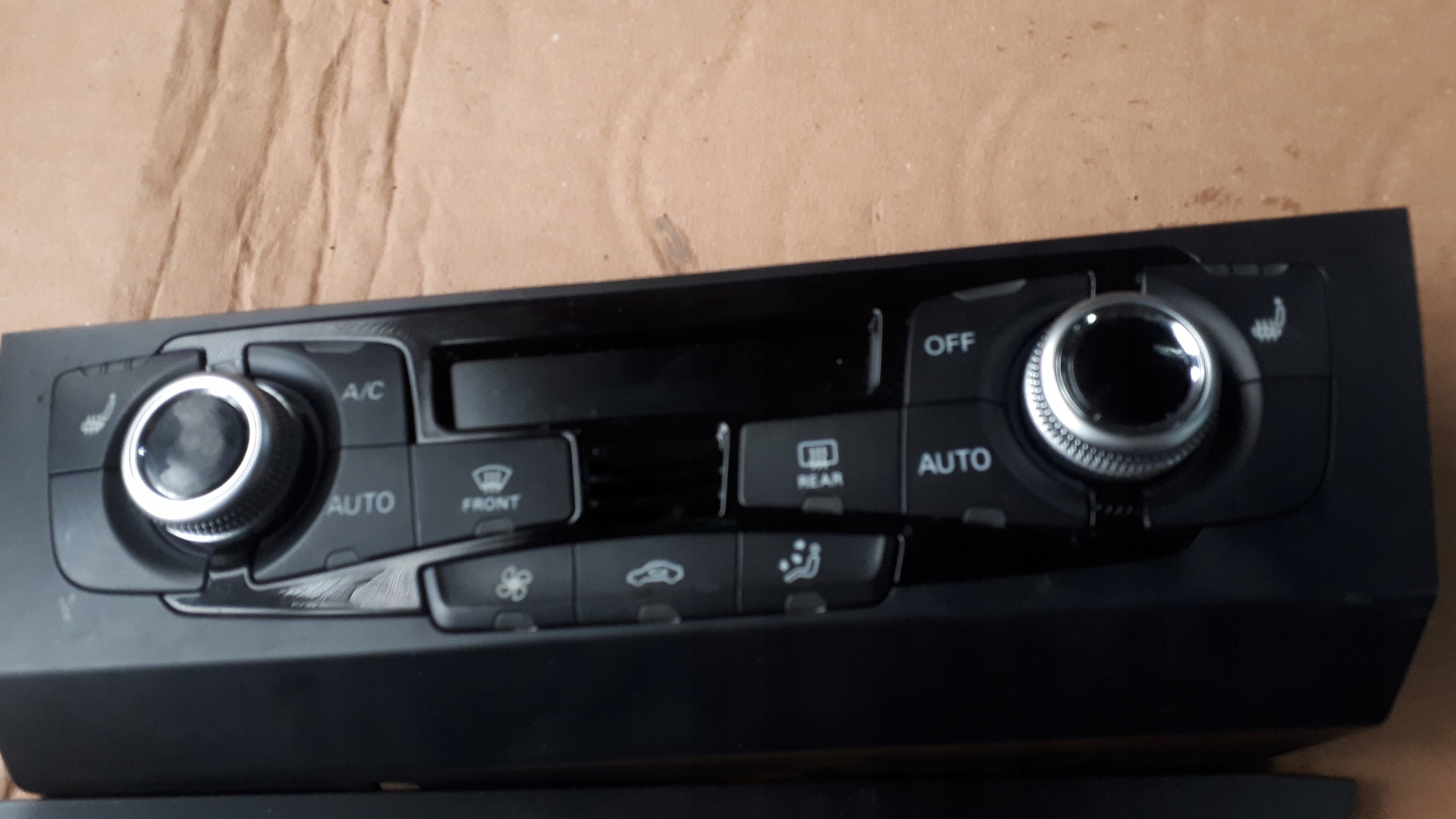 SQ5 8R Q5 PANEL BOCCHETTE KLIMATRONIK 8R1820043AQ