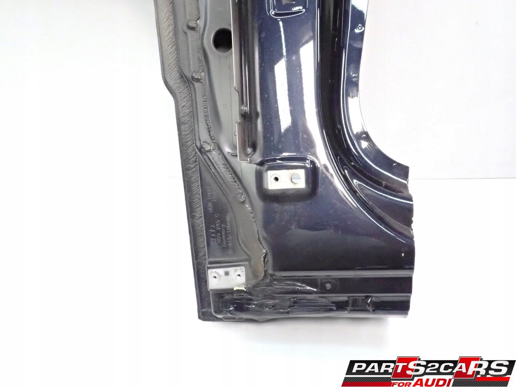 FARTUCH BŁOTNIKA ĆWIARTKA LEWA PRZÓD A8 D4 LX5R Producent części Audi OE