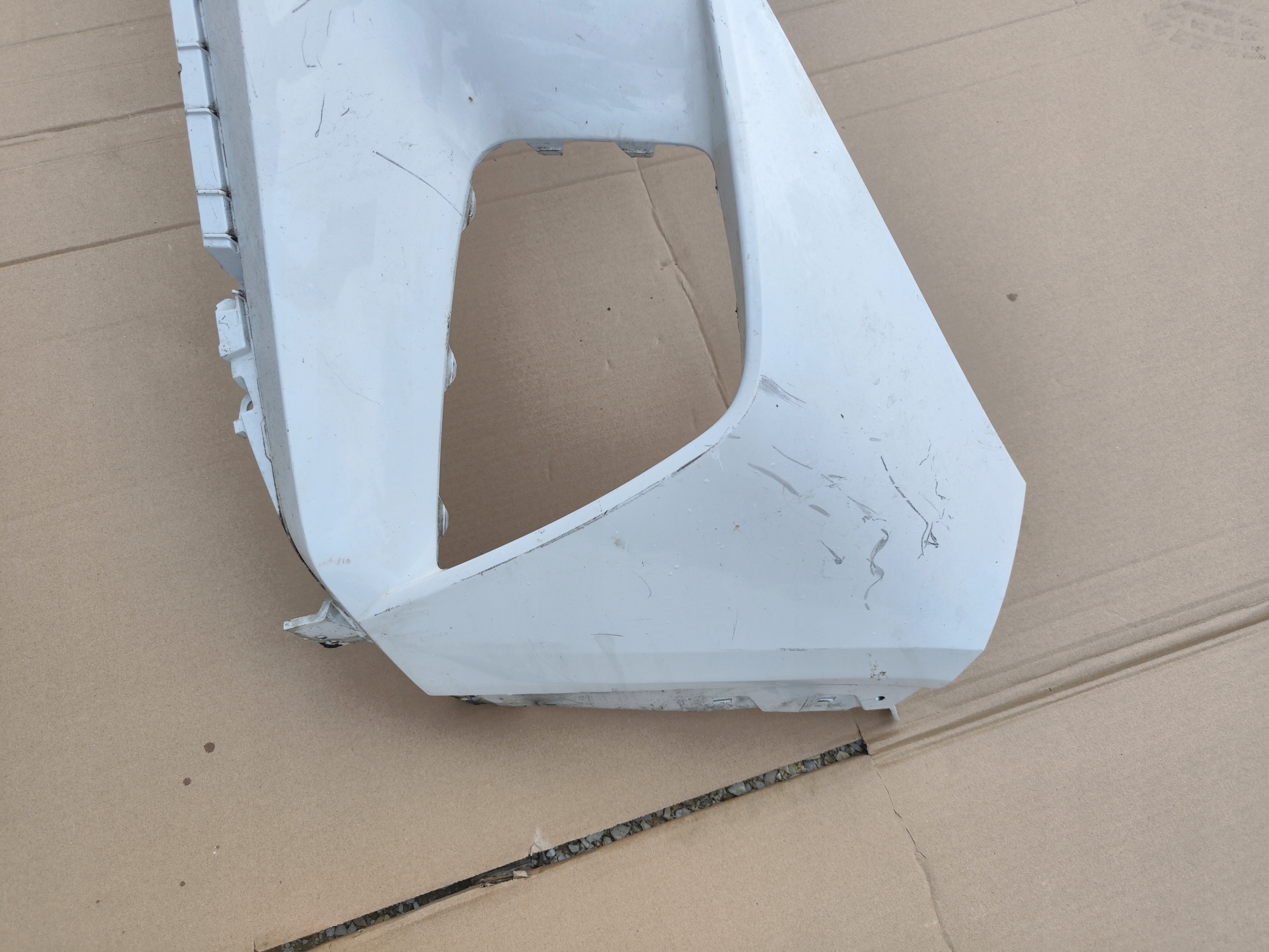 HYUNDAI TUCSON bumper front 86511-N7000 IV 4 front