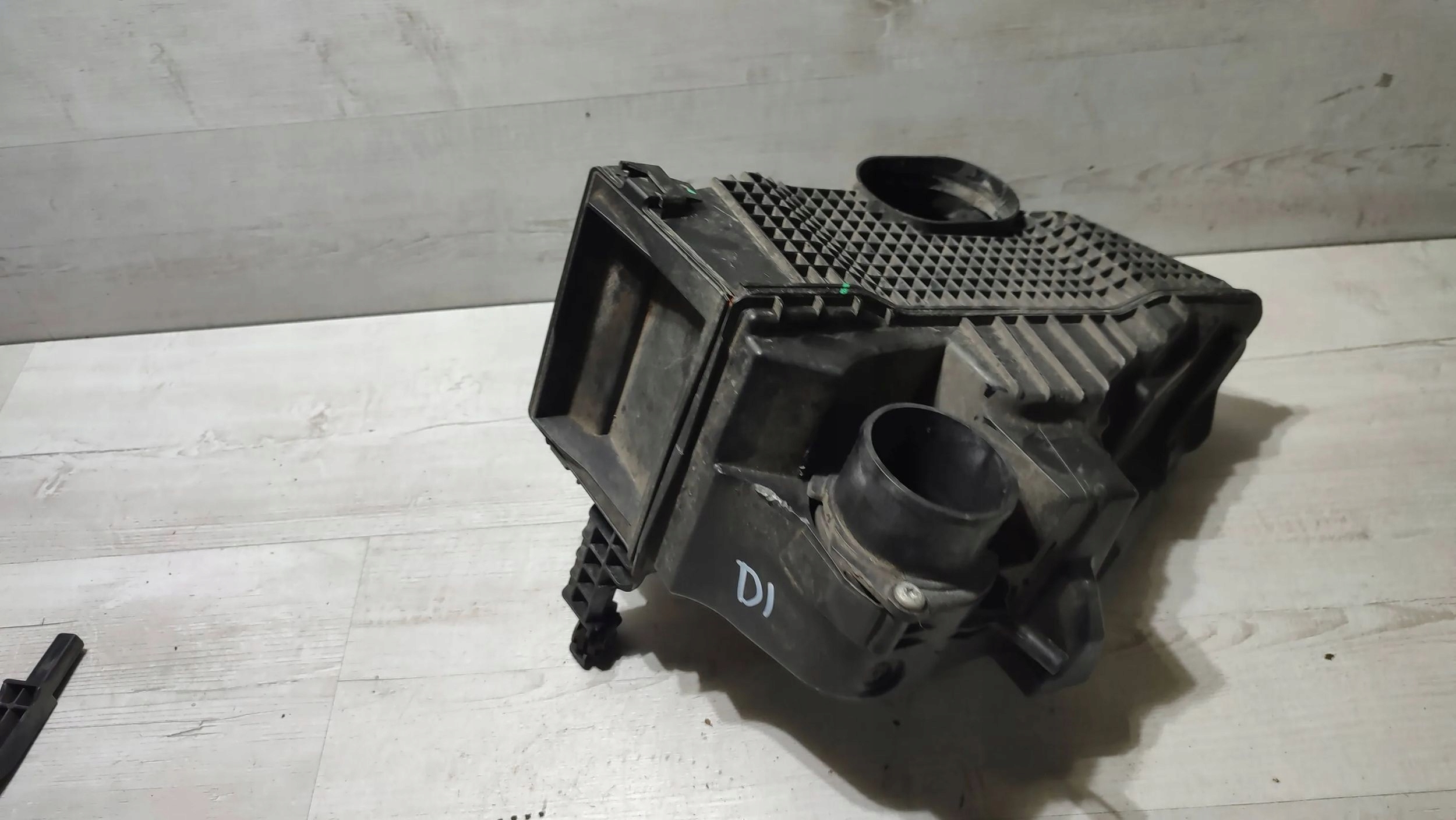 Dacia Duster und 16r 1.6b Gehäuse filter luft