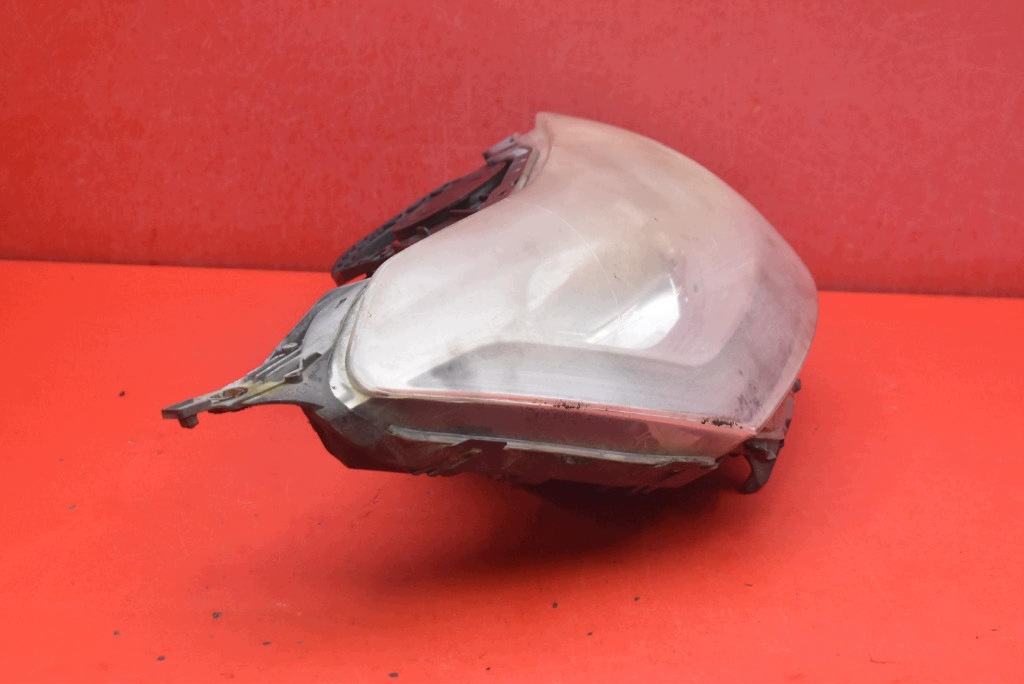 REFLEKTOR right light front XENON EU MDE207088 CITROEN C5 II X7 III 08-17