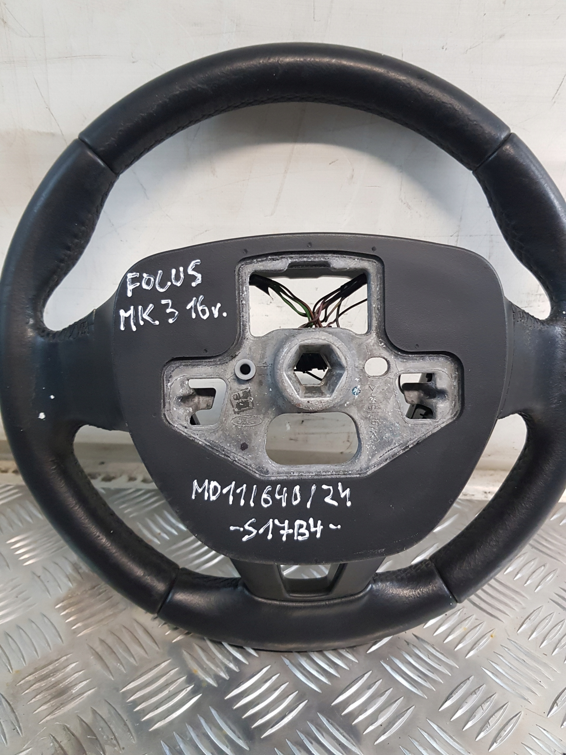lenkrad MULTIFUNKCJA FORD FOCUS MK3 2016 KOMBI DO OBSZYCIA!!!