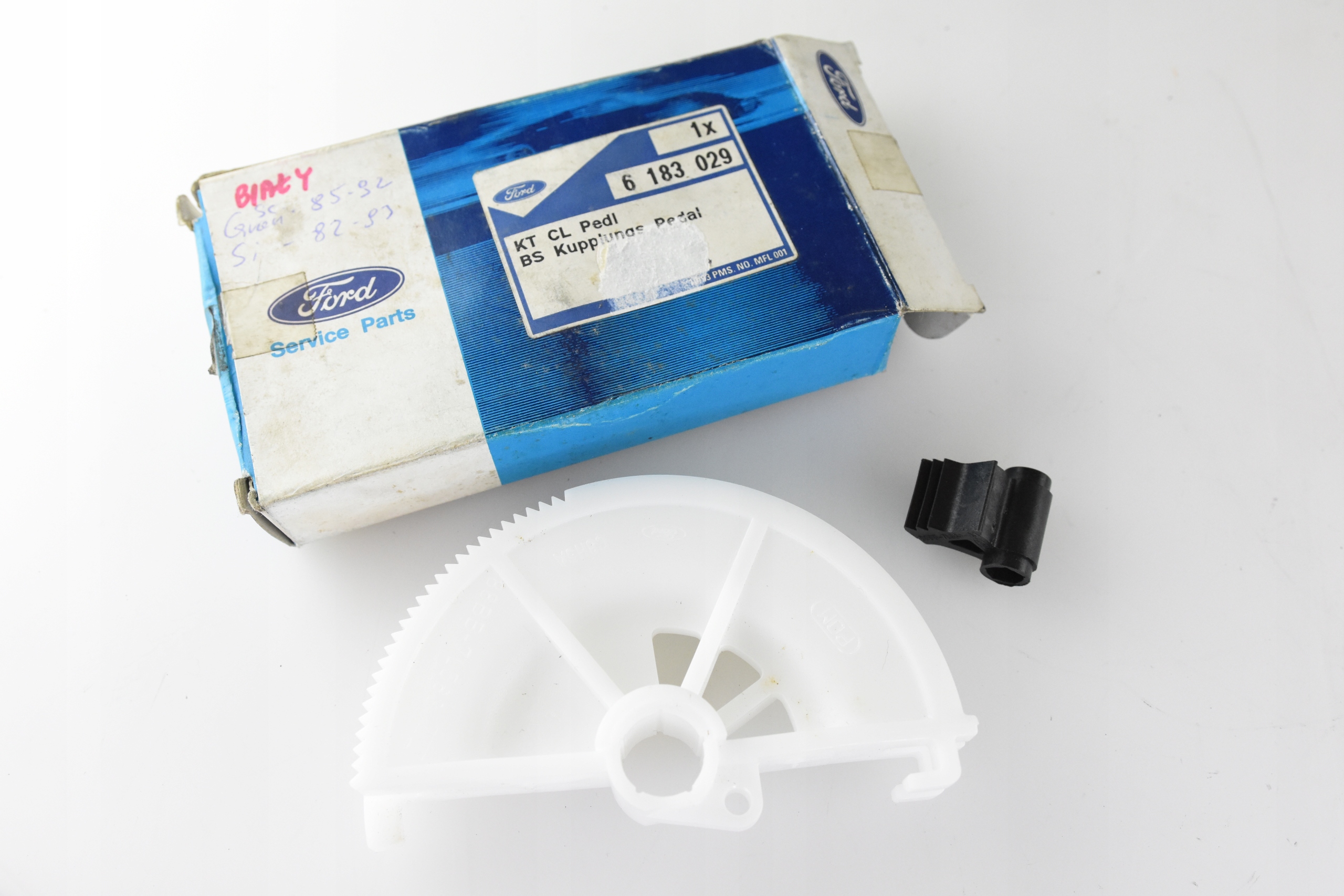 Samoregulator sprzęgła Zestaw naprawczy FORD SCORPIO I SIERRA 1982 - 1994