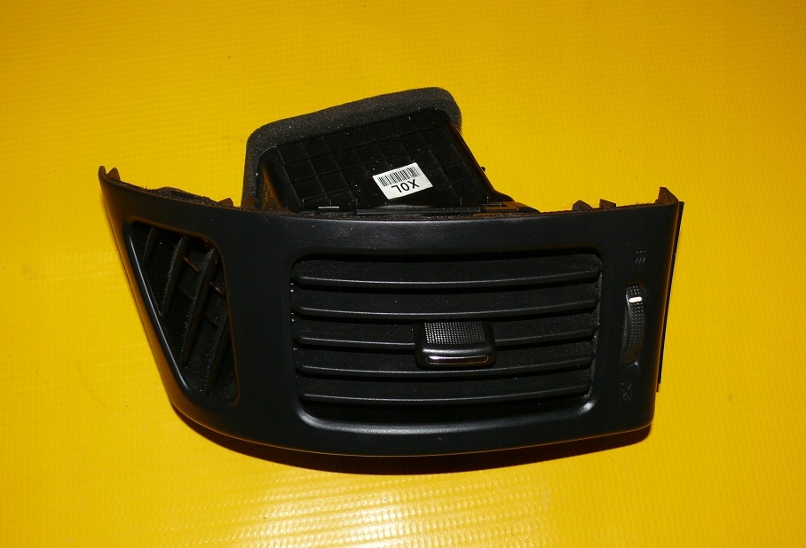 grid air conditioning devices left left front in the dashboard ROZDZIELCZA HYUNDAI I30 07-12r. EU