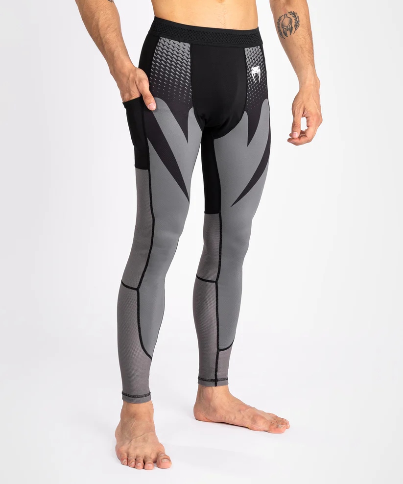 Venum Legíny Spats Attack Černá/Šedá XL