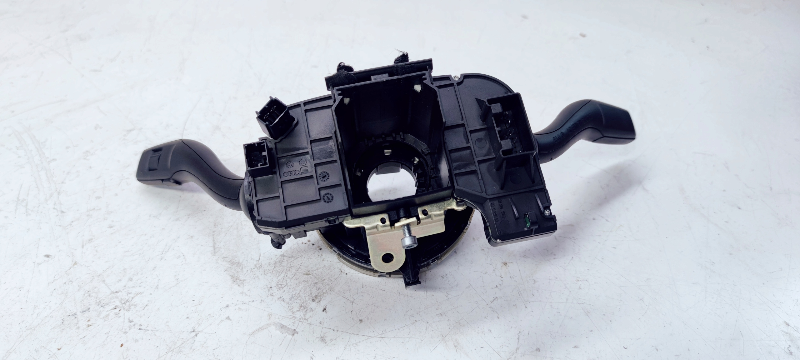 steering wheel levers and controls AUDI A6 C6 4F0953549A