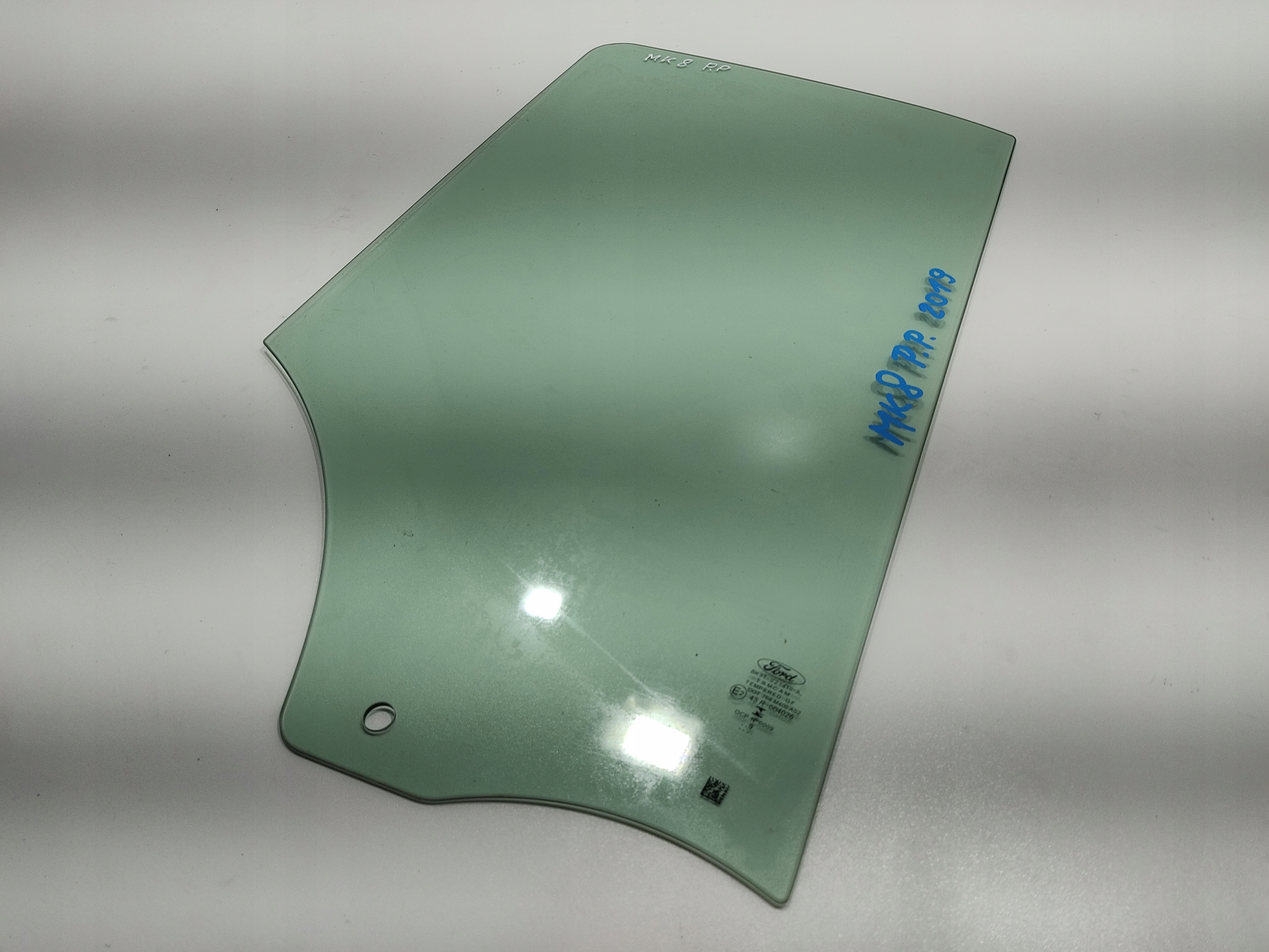 SZYBA DRZWI PRAWA PRZÓD PRZEDNIA FORD TRANSIT MK8 VIII 2013-2023 Typ samochodu 4x4/SUV Samochody osobowe