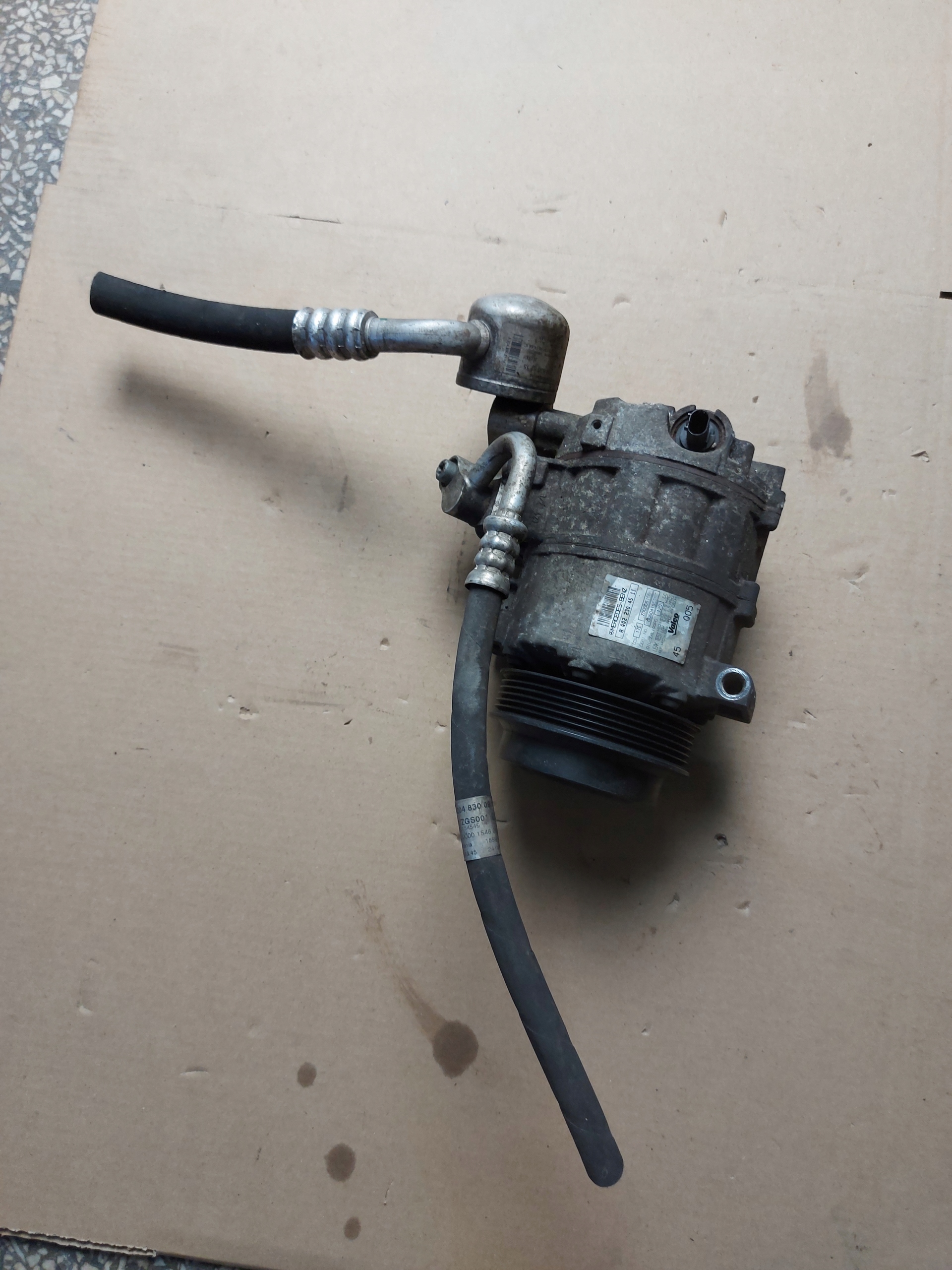 compressor pump compressor; of the air conditioning MERCEDES W204 207 CGI OE EU