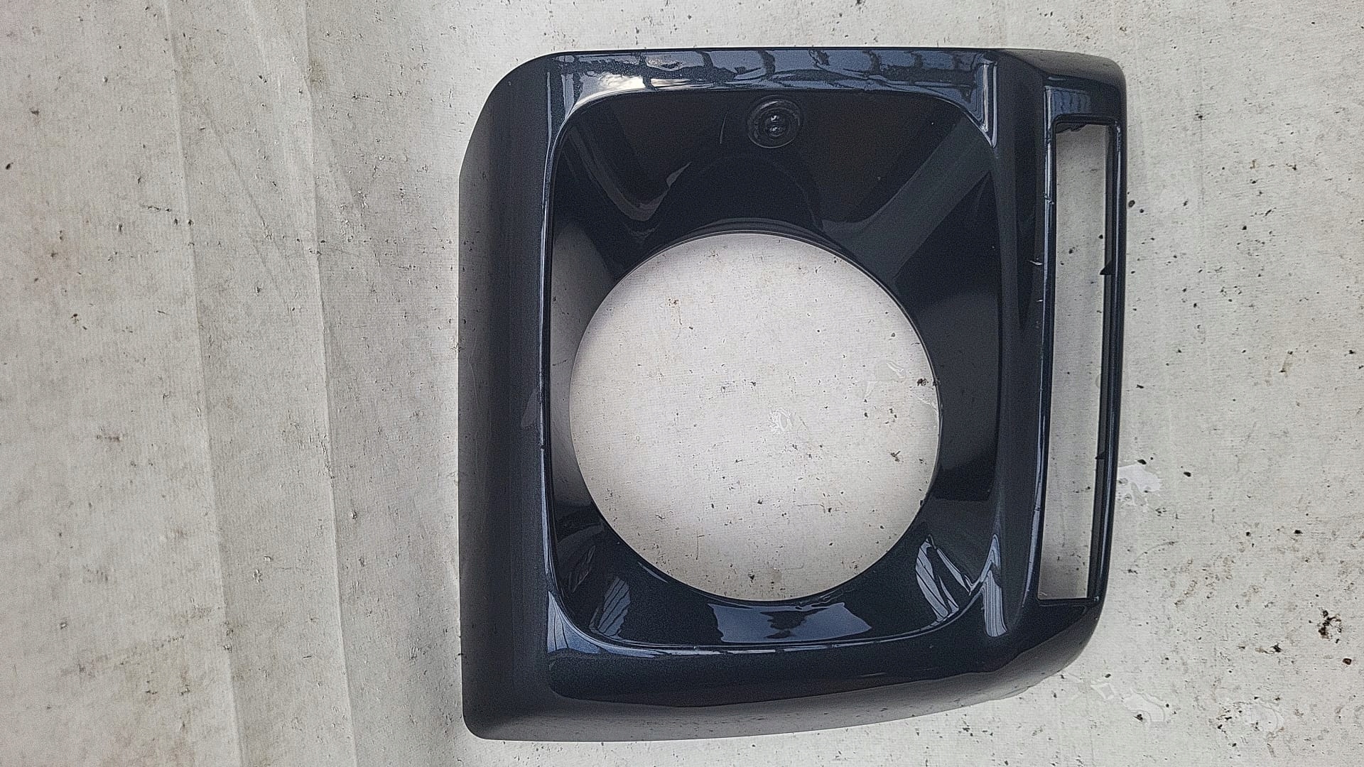 MERCEDES G-KLASA W463 LIFT KRATKA RAMKA ZDERZAKA PRAWA PRZÓD PRZEDNIA