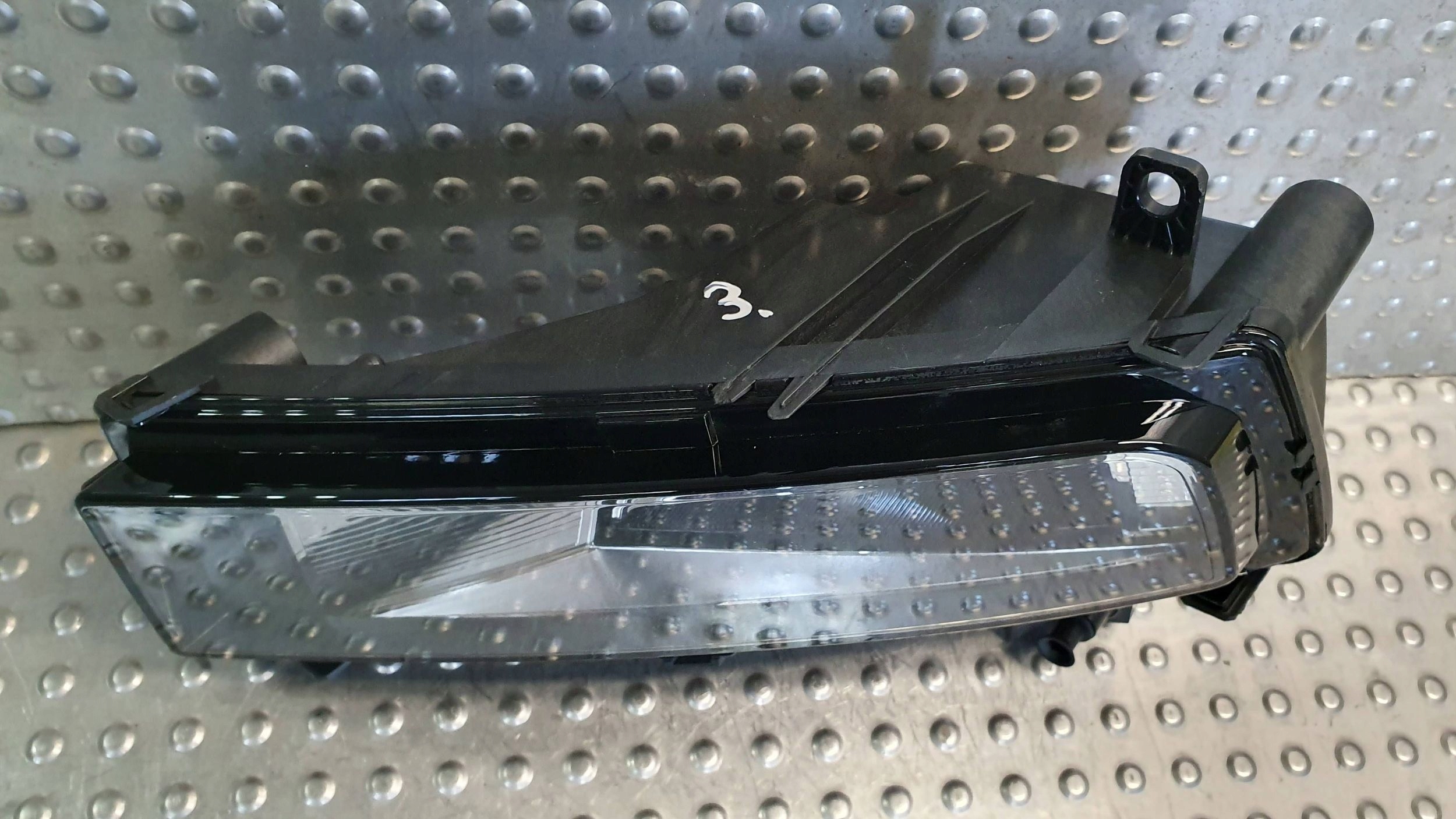 Nebelscheinwerfer links VW TOURAN II 2 15- 5TA941661