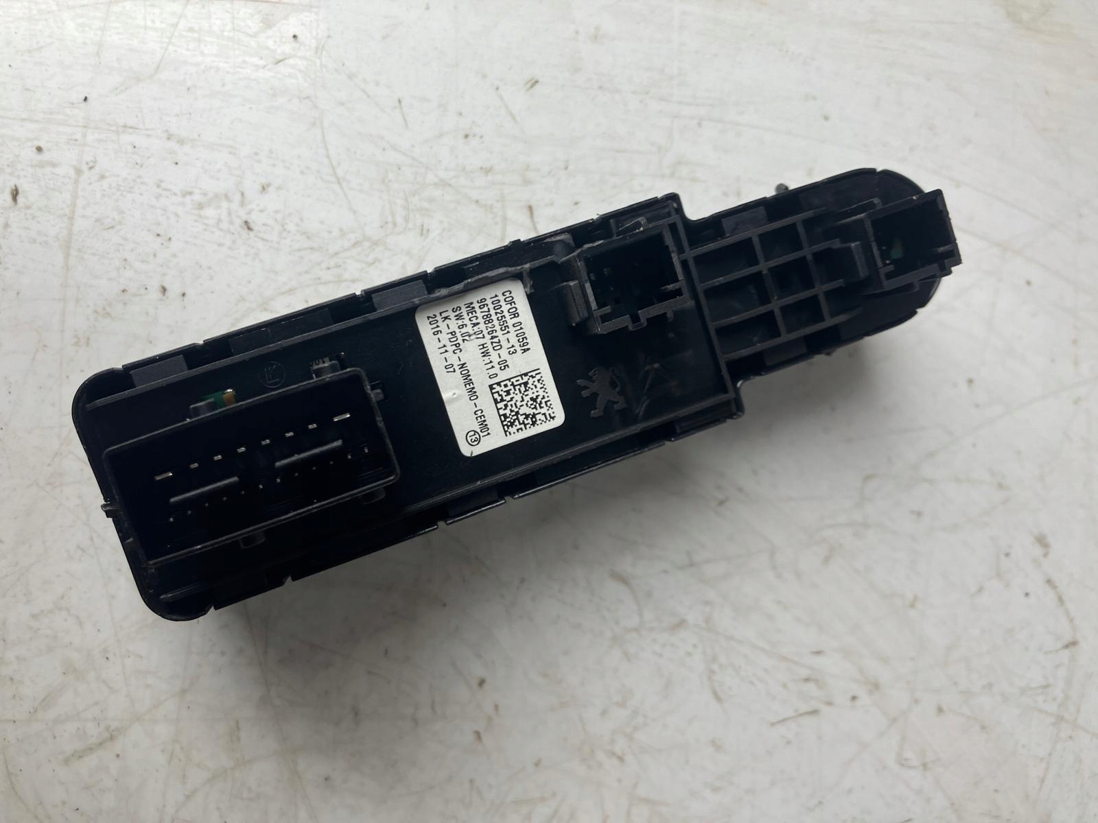 window control switch of mirrors 96788264ZD PEUGEOT 308 T9