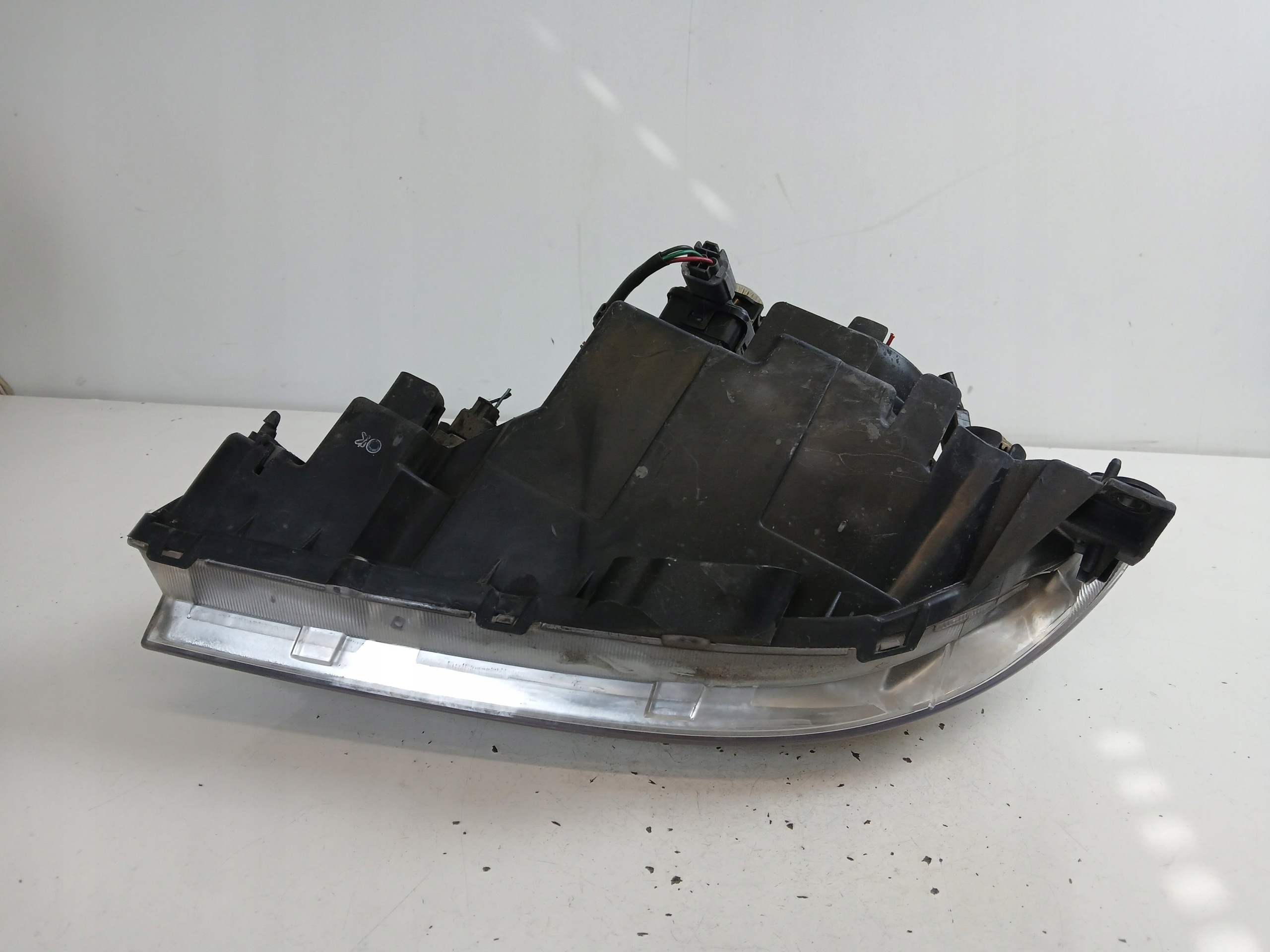 MAZDA 323F BJ light right front LADNA