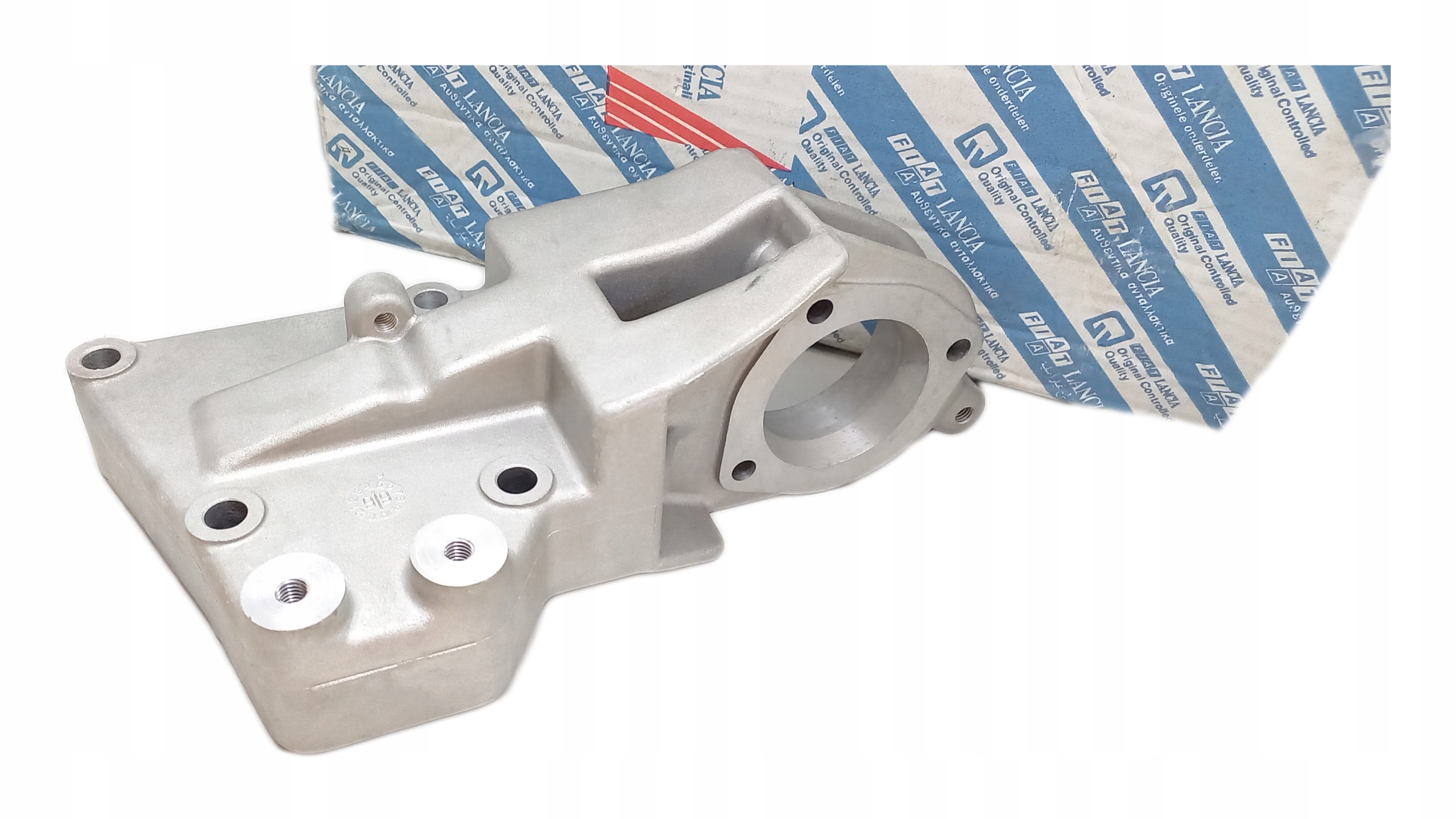 ОПОРА ЛАПА КРОНШТЕЙН ПІВОСІ FIAT STILO 7722004