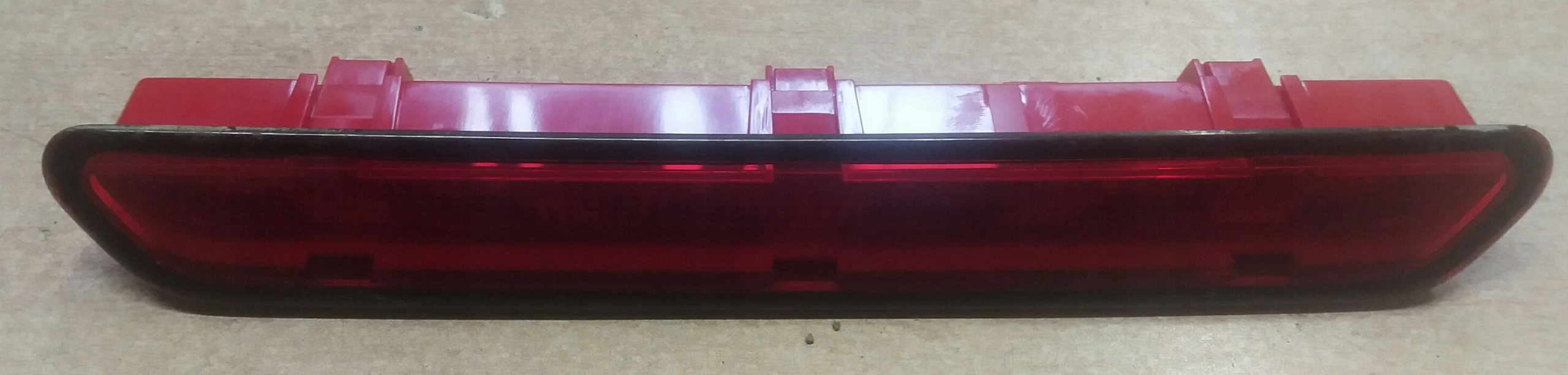 OPEL KARL 2018R ТРЕТІЙ СТОП-СИГНАЛ 94510413