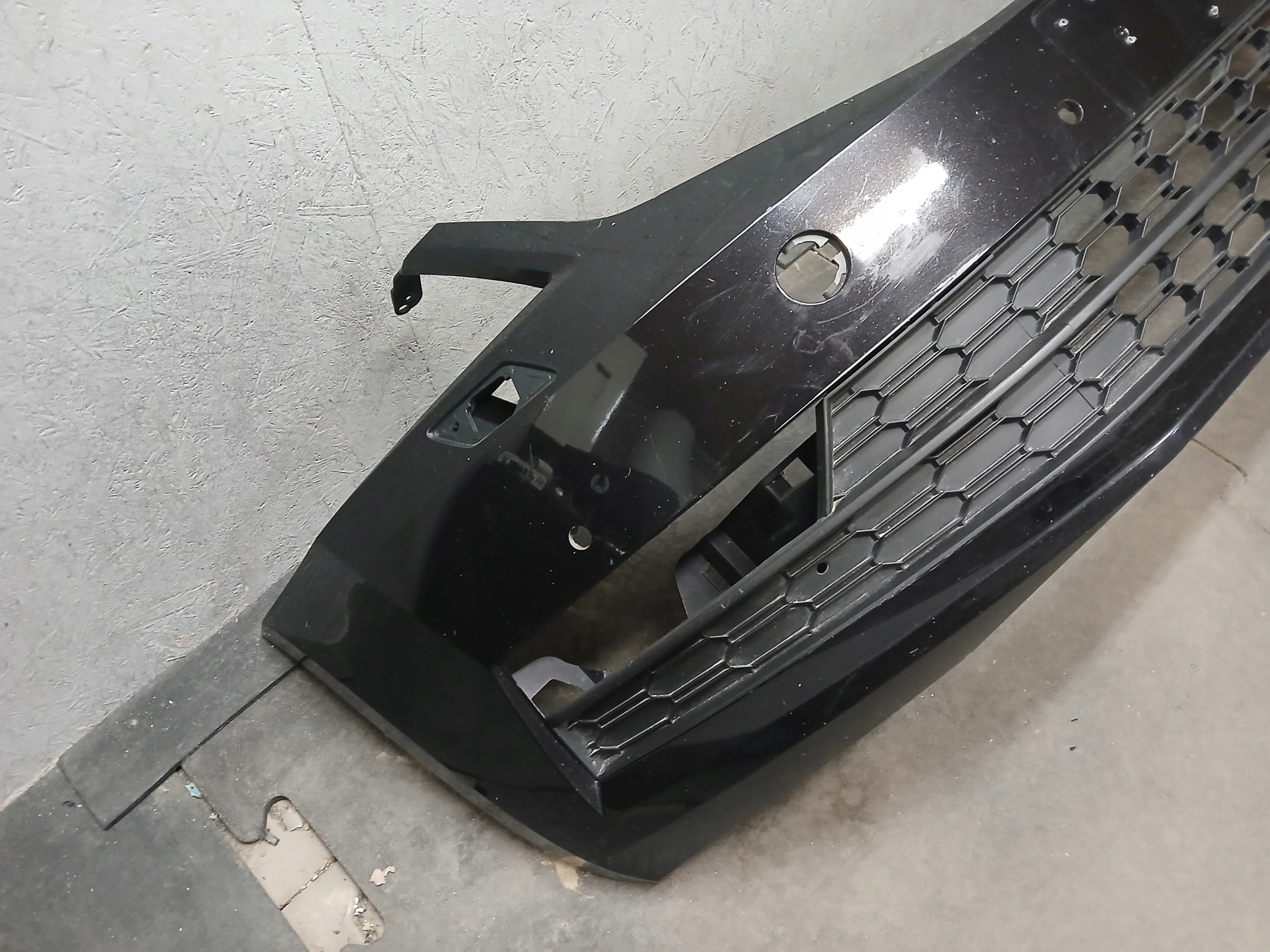 bumper front SKODA OCTAVIA III 3 LIFT 17- 5E