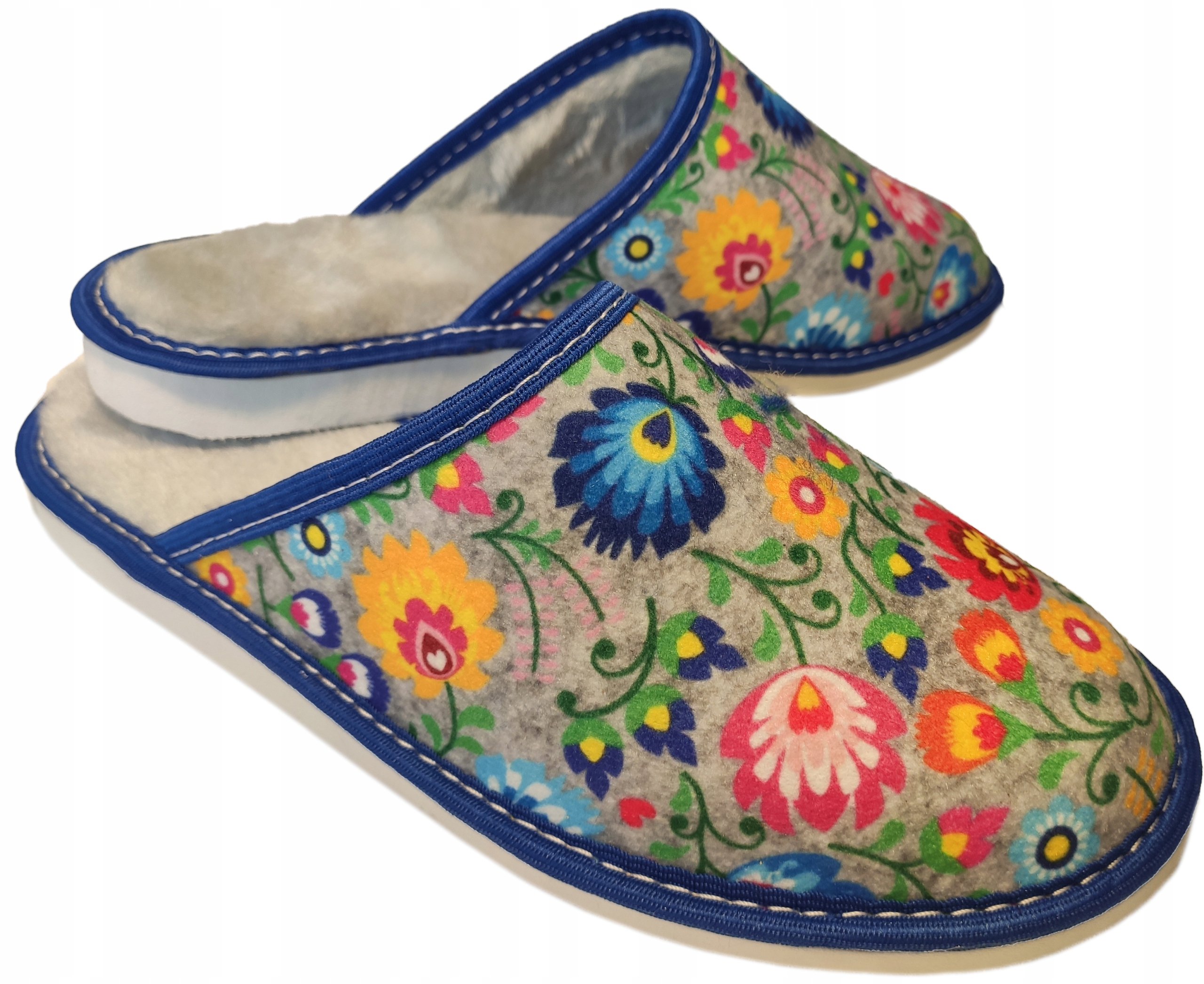 

Milusie Kapcie Damskie Pantofle z Futerkiem Klapki