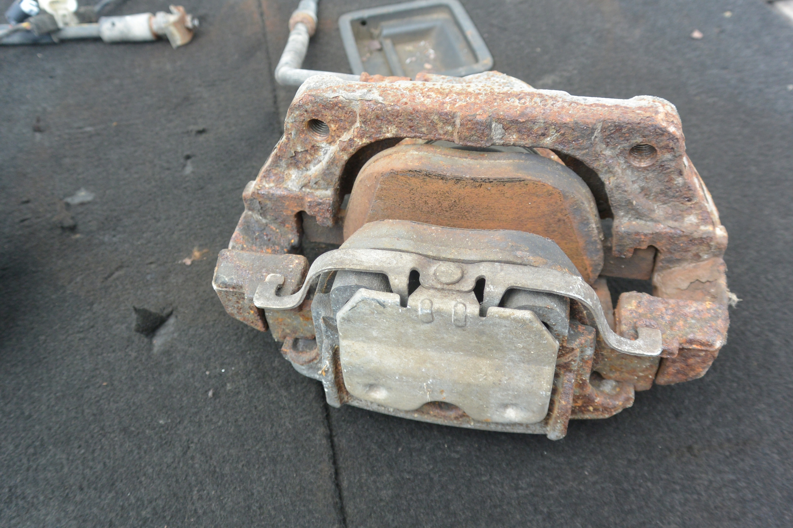 caliper brake front BMW X5 X6 E70 E71 60/30 330 MAM KOMPLET