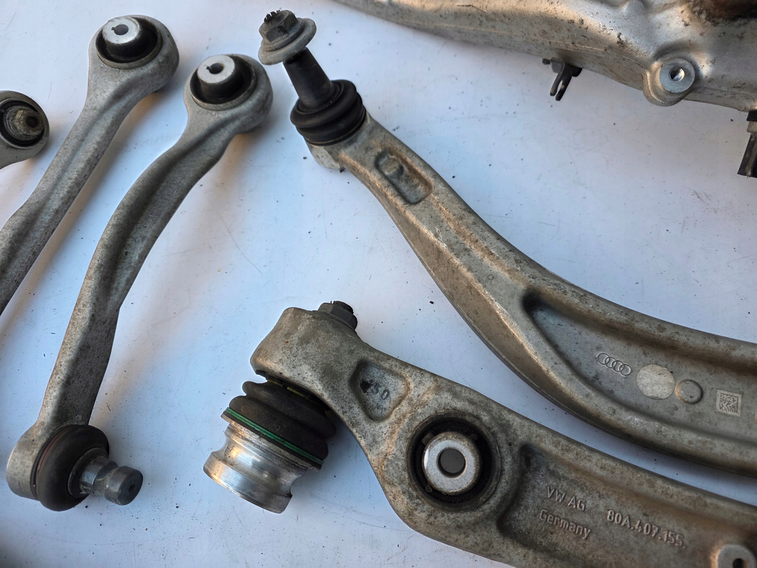 swing left front left front AUDI Q5 80A FY II of the arm complete