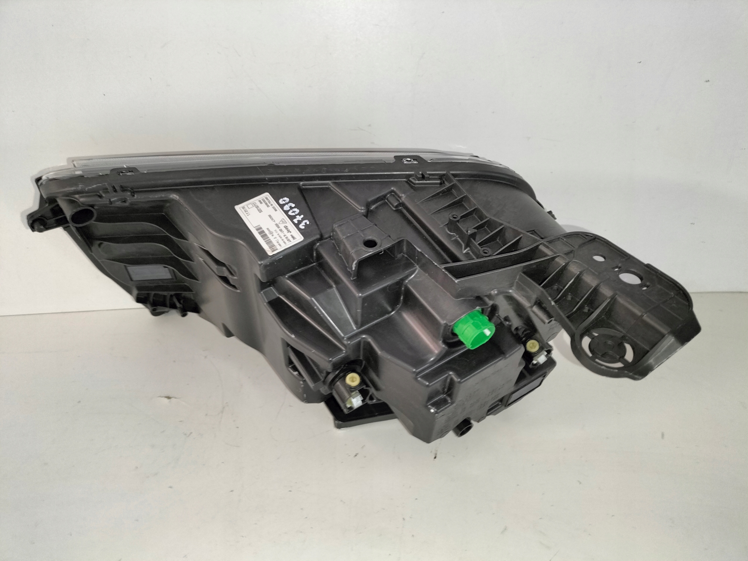 light front reflektor right JEEP AVENGER 23- FULL LED