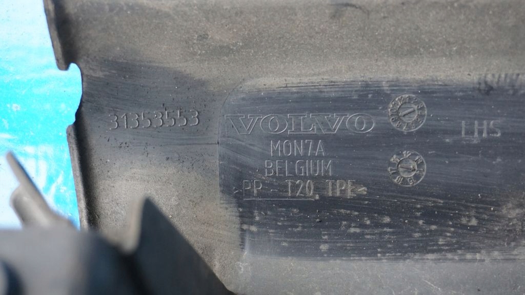 VOLVO S60 V60 CC - volant vzduchový levá pravá