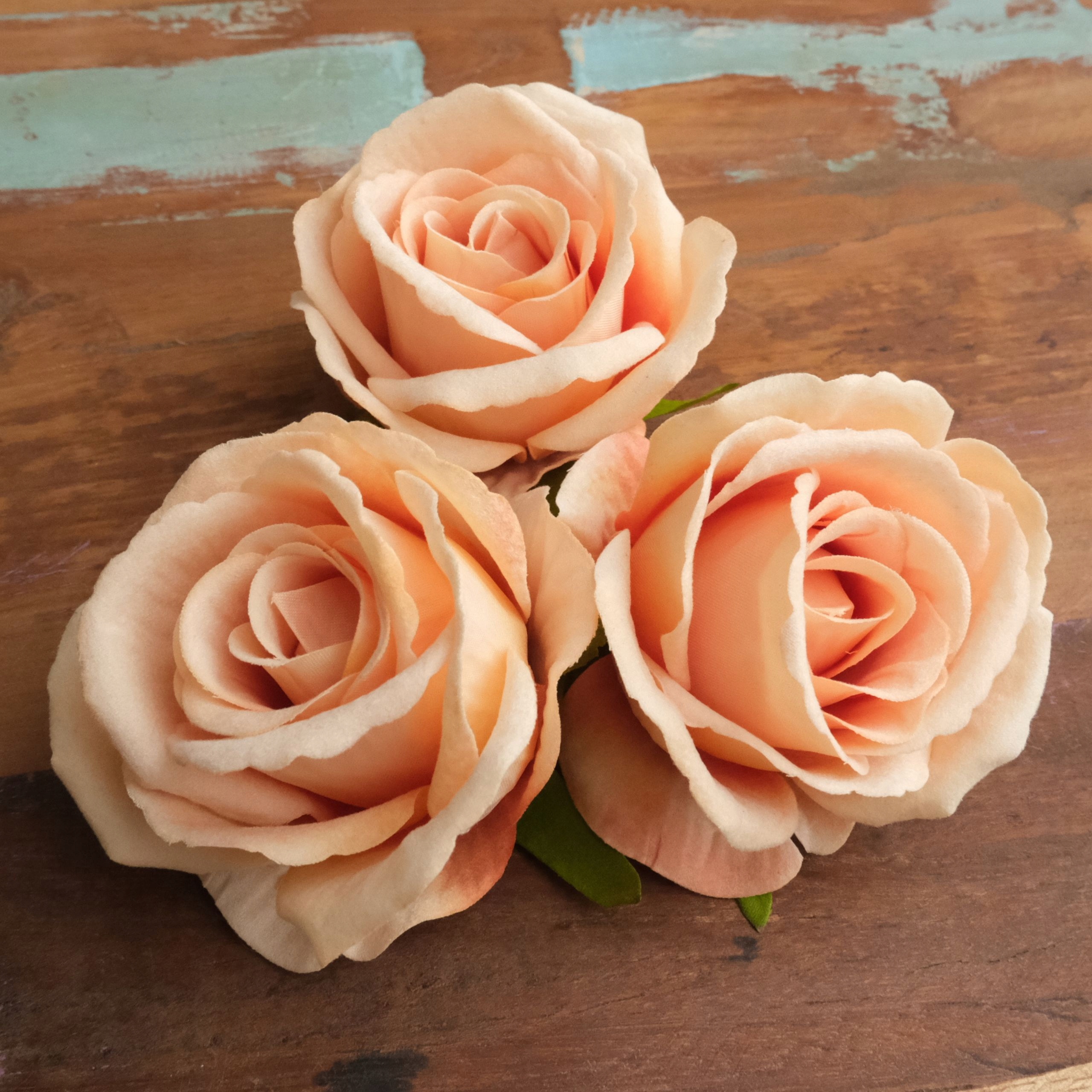 RÓŻA RÓŻE WELUROWA GŁÓWKA WYROBOWA SZTUCZNE KWIATY Marka inna