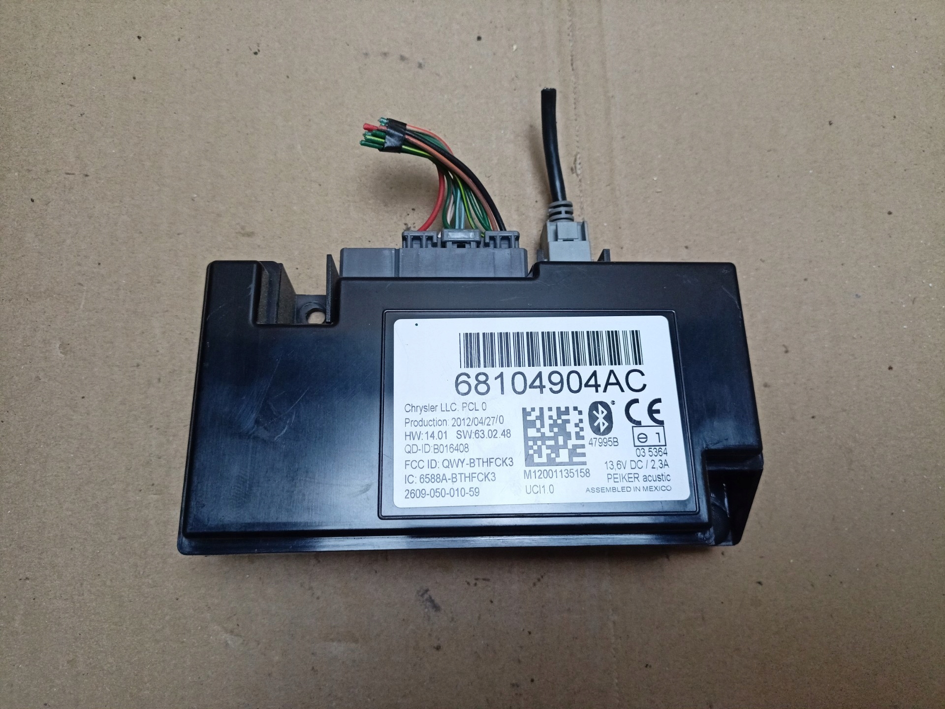 control unit Bluetooth Chrysler Town and Country 5 facelift 2012 68104904AC