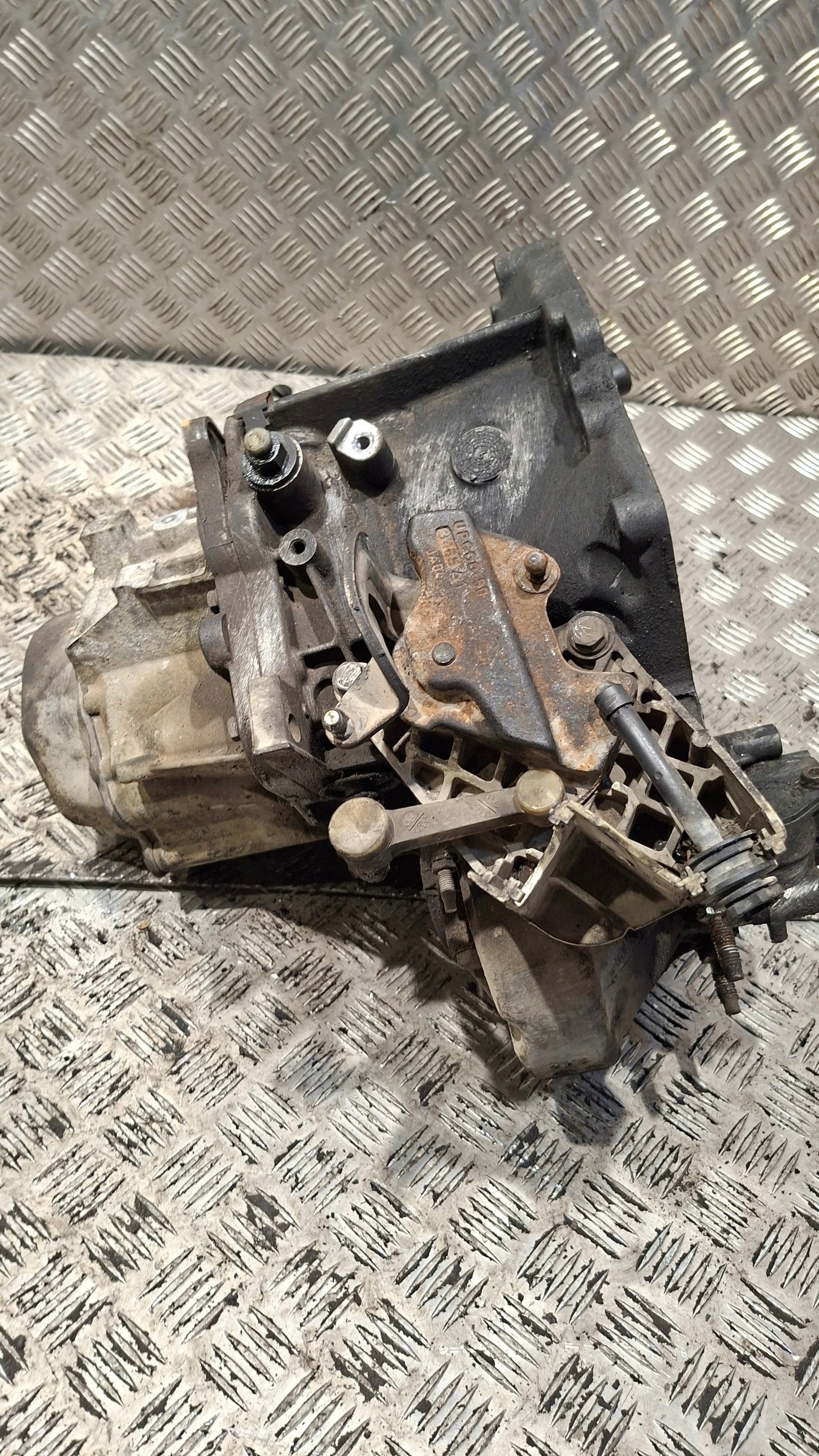 Getriebe PEUGEOT 307 1.6HDI 20DM69